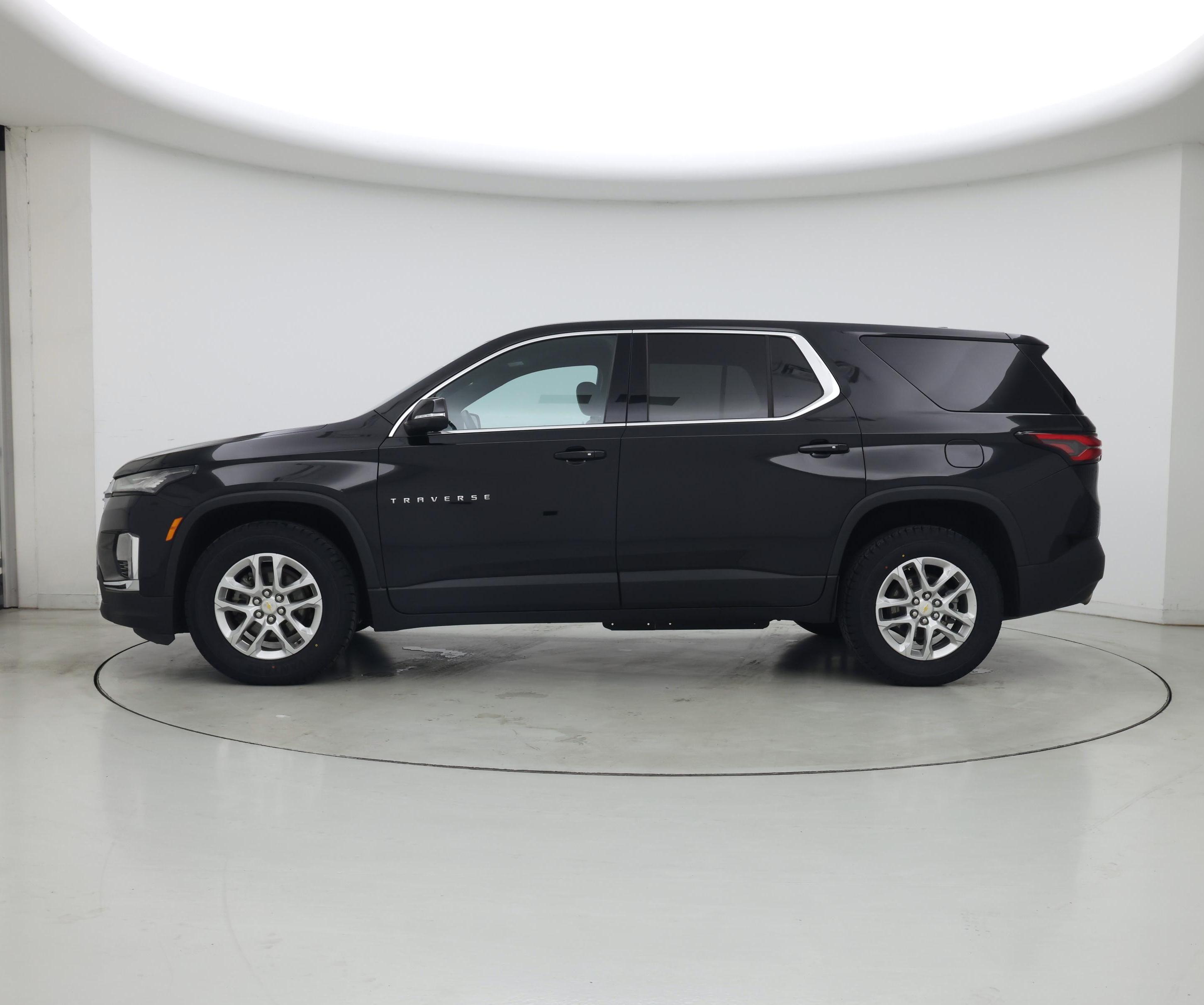 Thumbnail: 2023 Chevrolet Traverse - 3