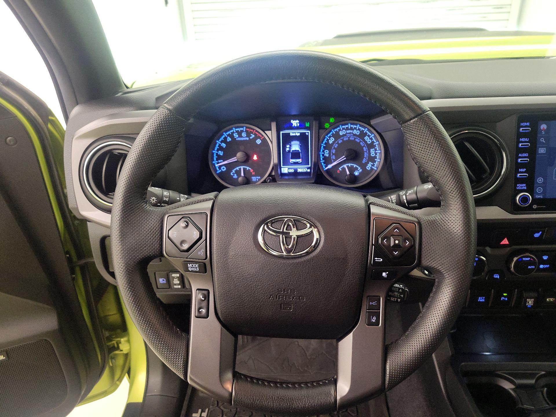 Thumbnail: 2022 Toyota Tacoma - 10