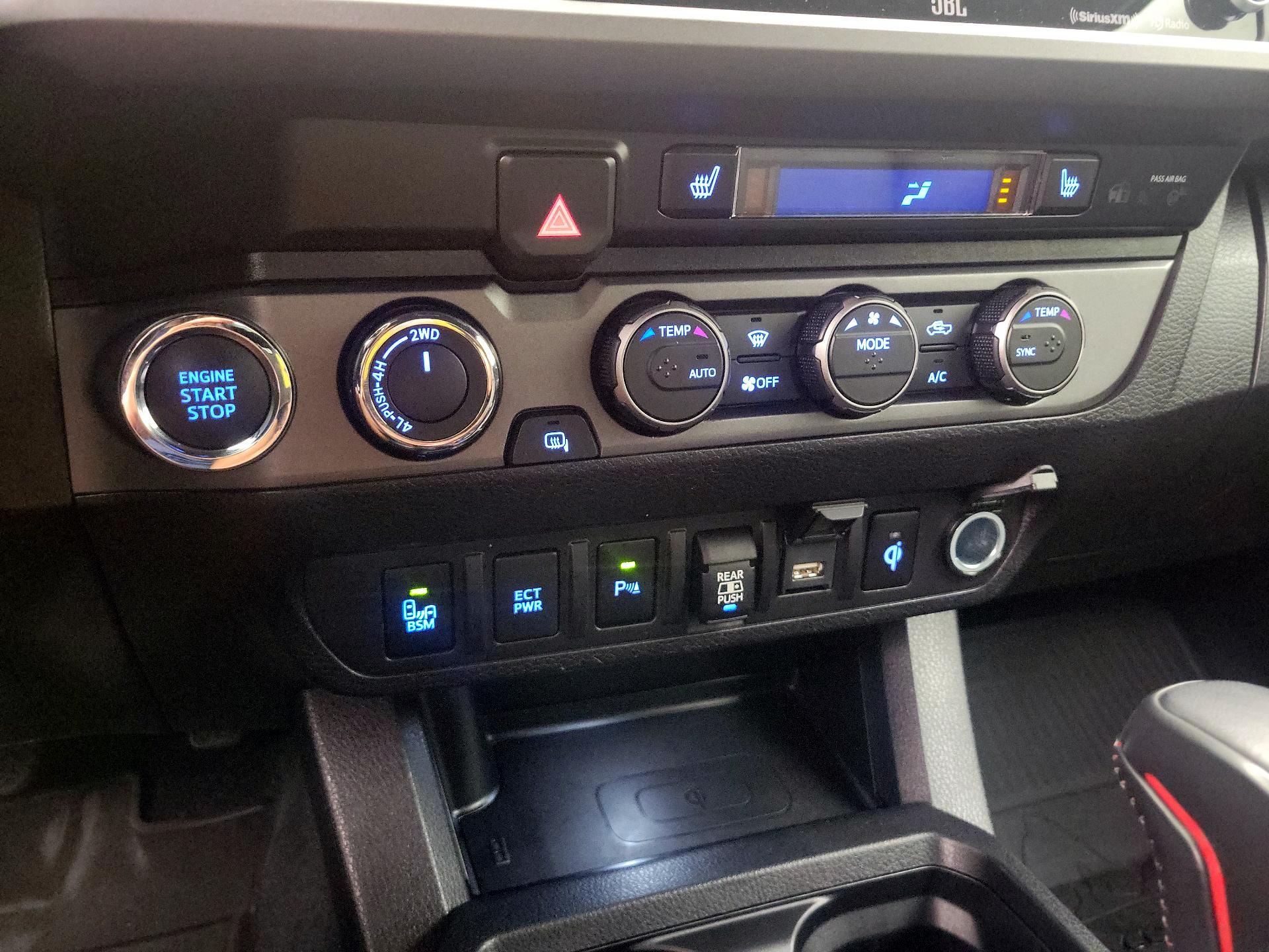 Thumbnail: 2022 Toyota Tacoma - 17