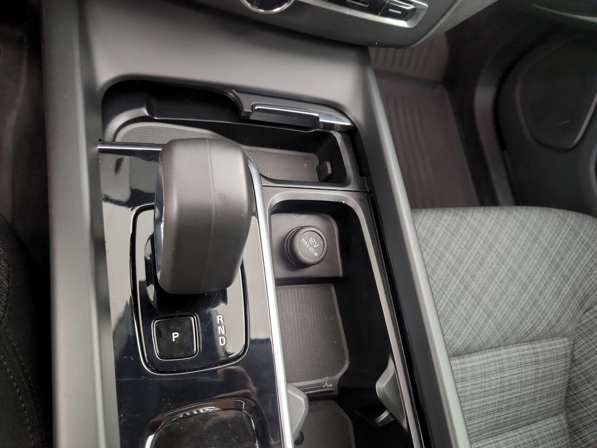 Thumbnail: 2023 Volvo XC60 - 17