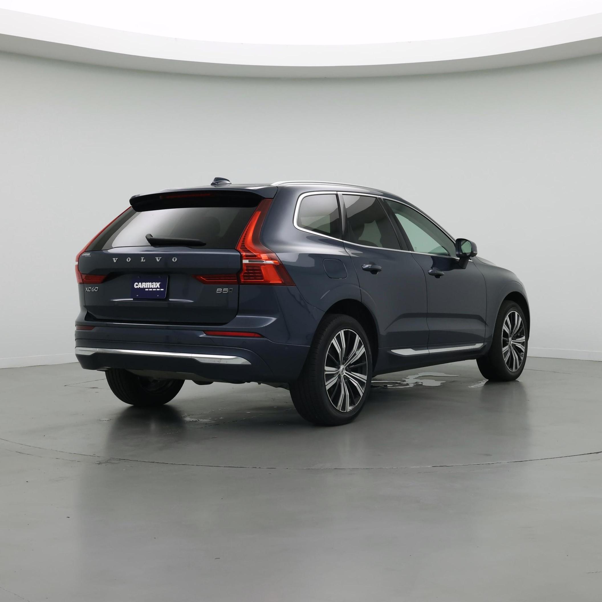 Thumbnail: 2023 Volvo XC60 - 8