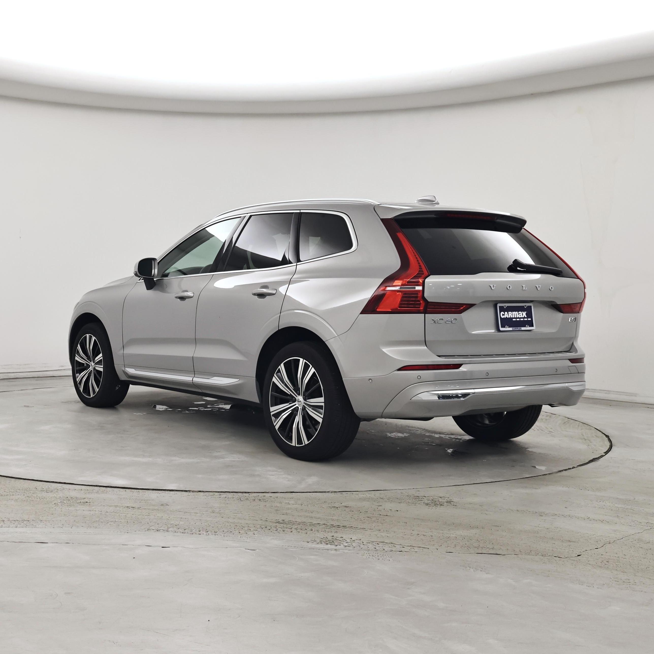 Thumbnail: 2023 Volvo XC60 - 2