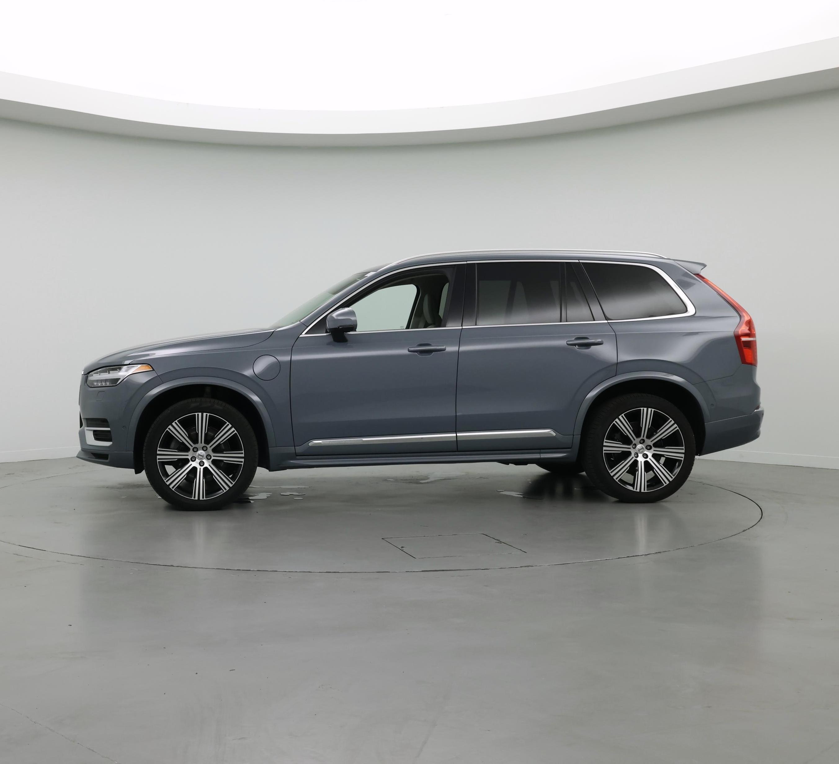 Thumbnail: 2023 Volvo XC90 - 3