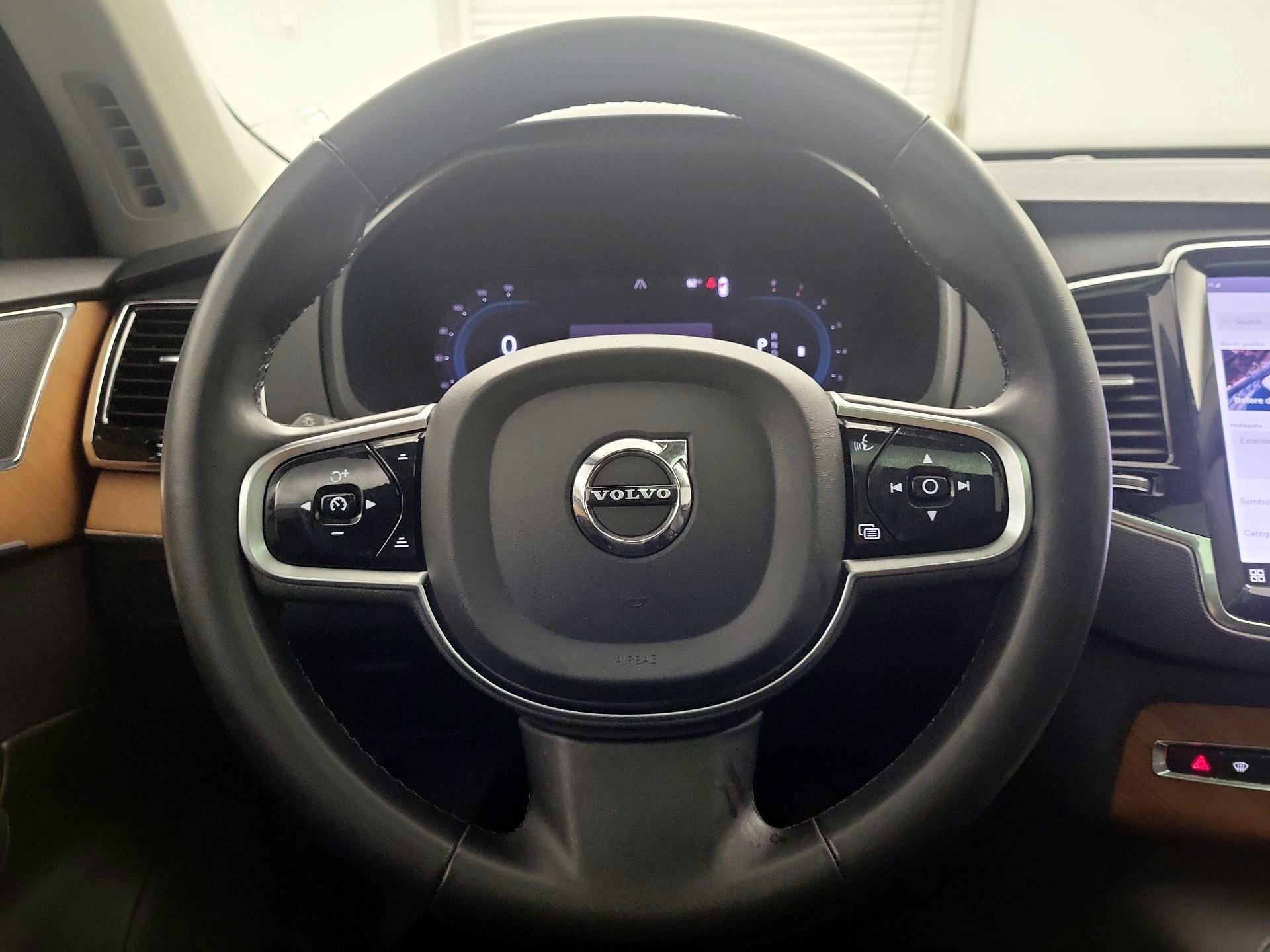 Thumbnail: 2023 Volvo XC90 - 10