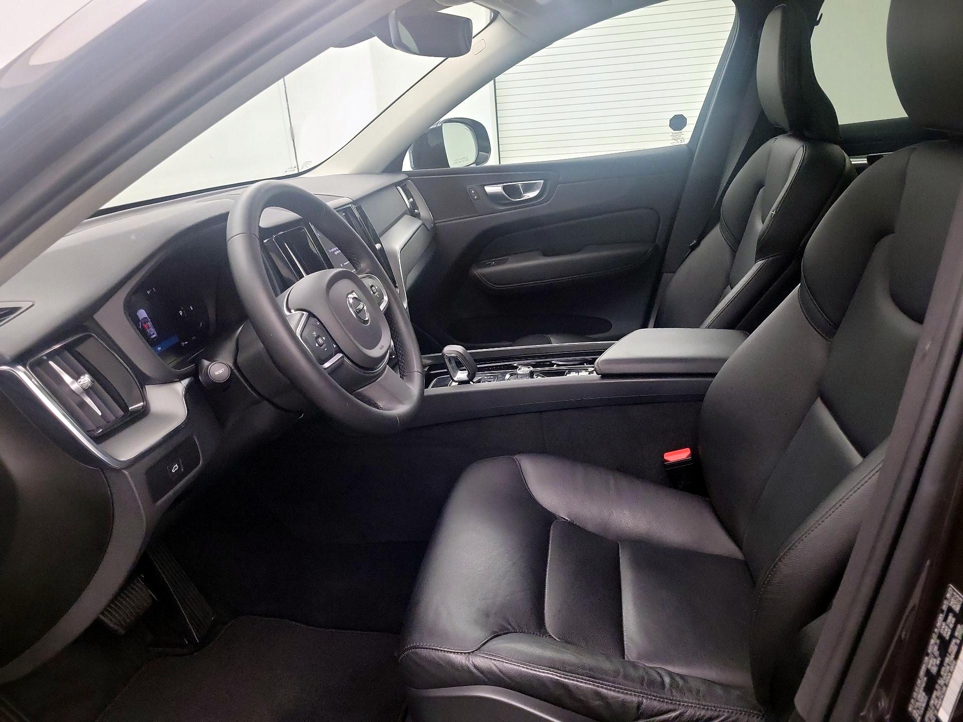 Thumbnail: 2024 Volvo XC60 - 11