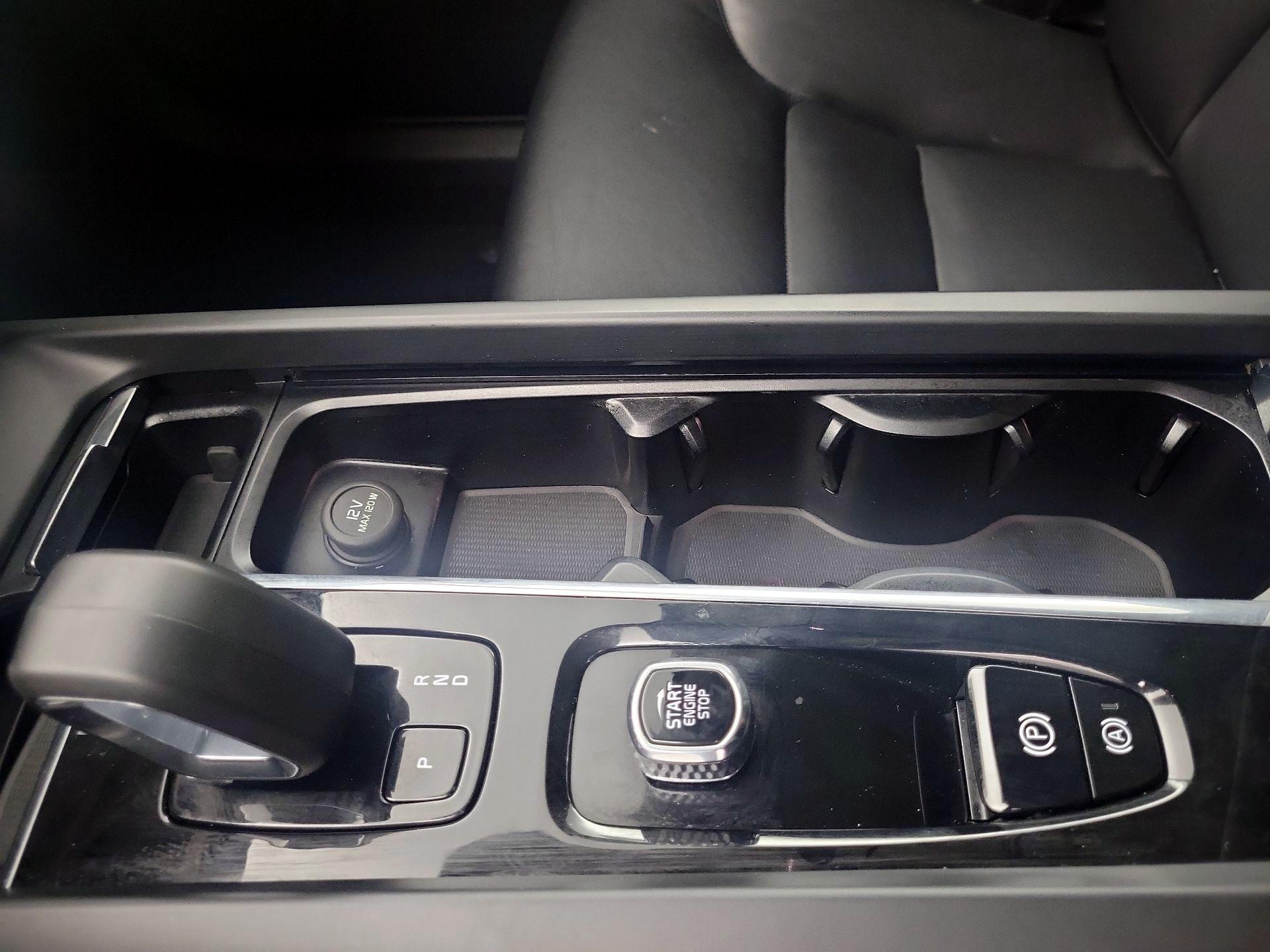Thumbnail: 2024 Volvo XC60 - 18