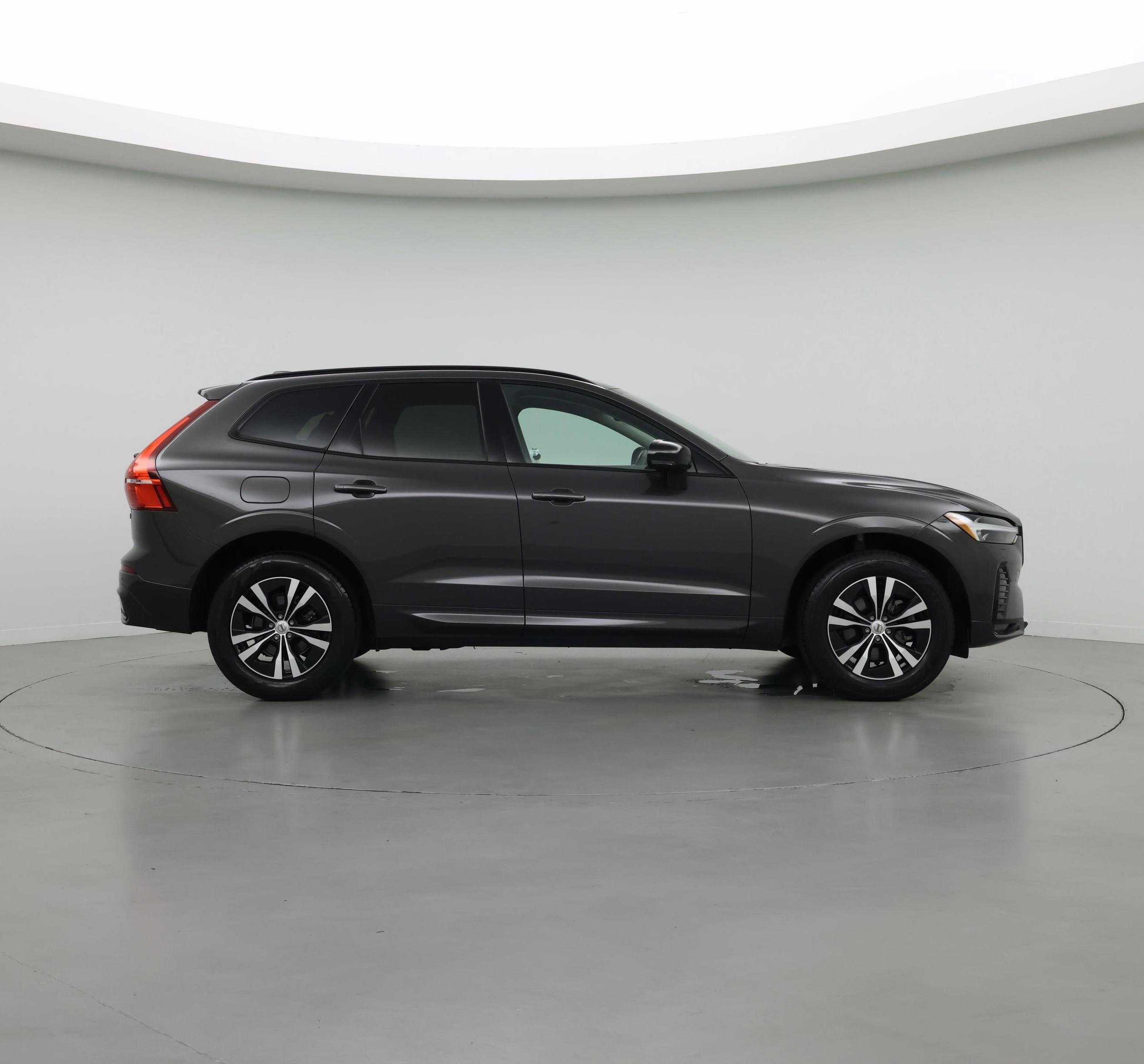 Thumbnail: 2024 Volvo XC60 - 7