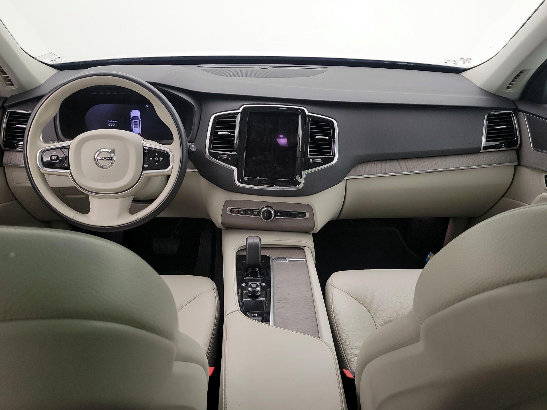 Thumbnail: 2023 Volvo XC90 - 9