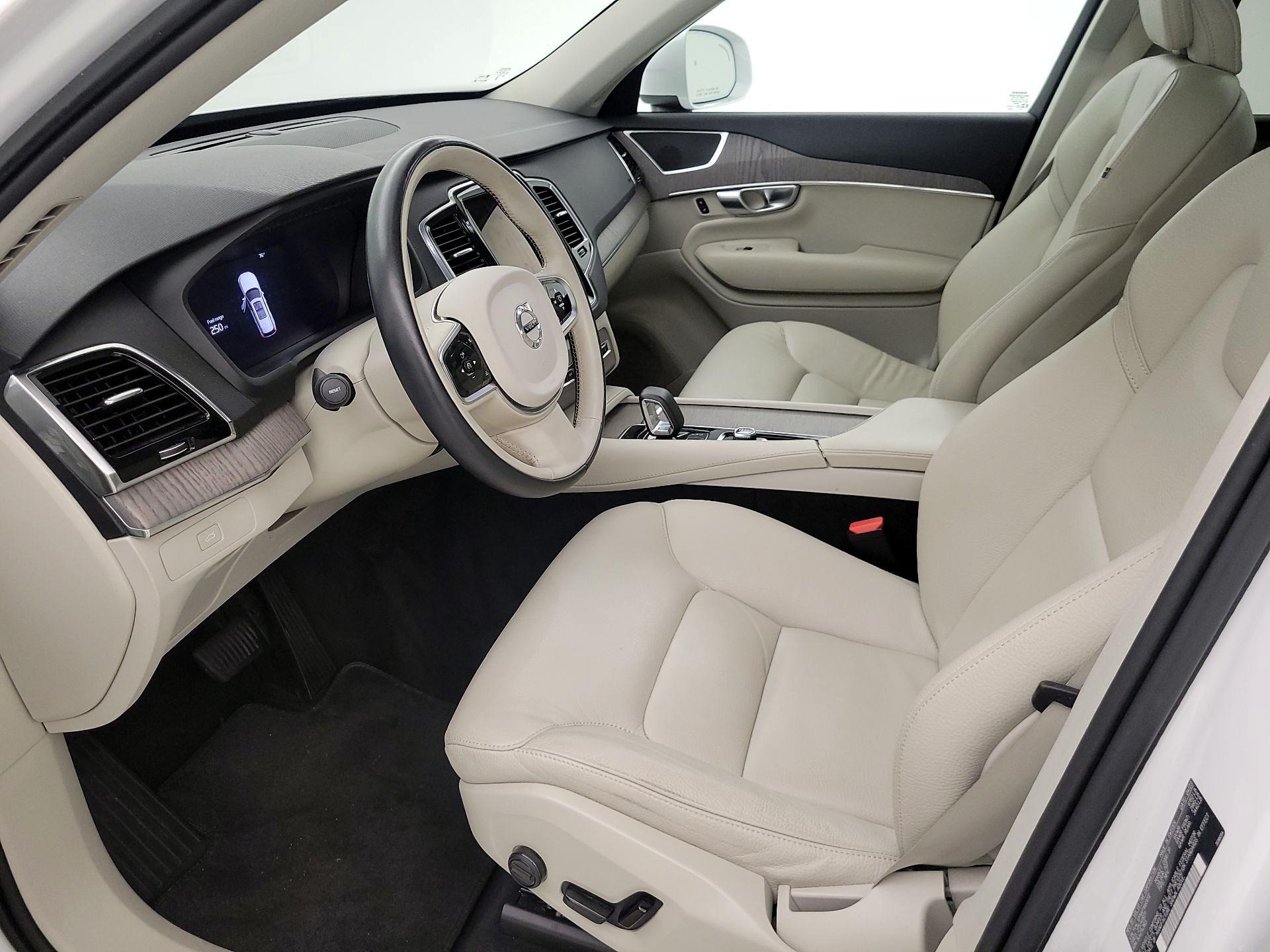 Thumbnail: 2023 Volvo XC90 - 11