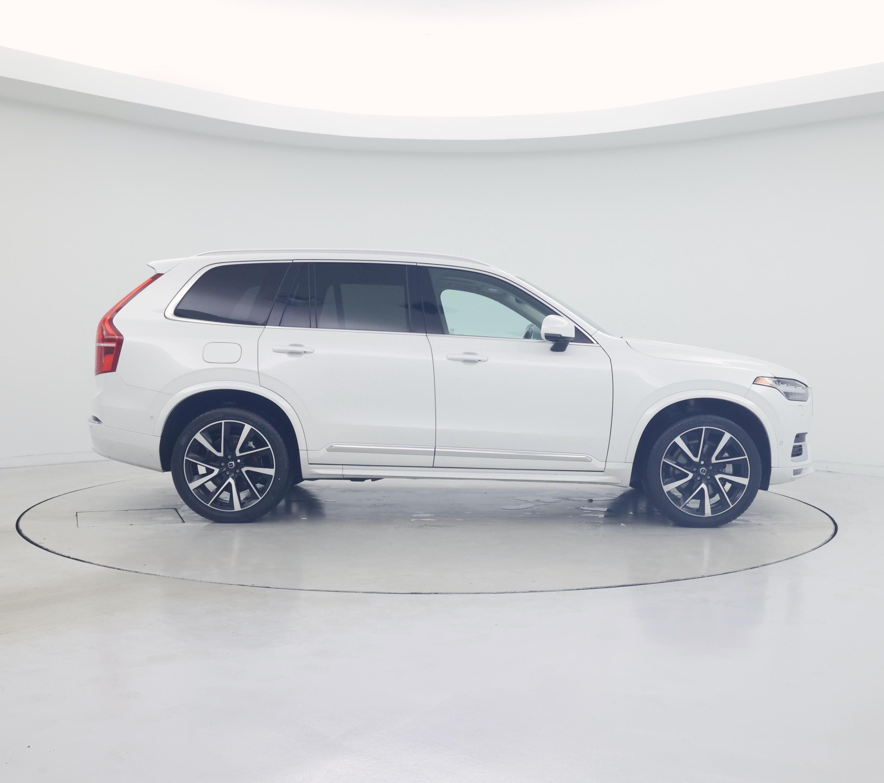 Thumbnail: 2023 Volvo XC90 - 7