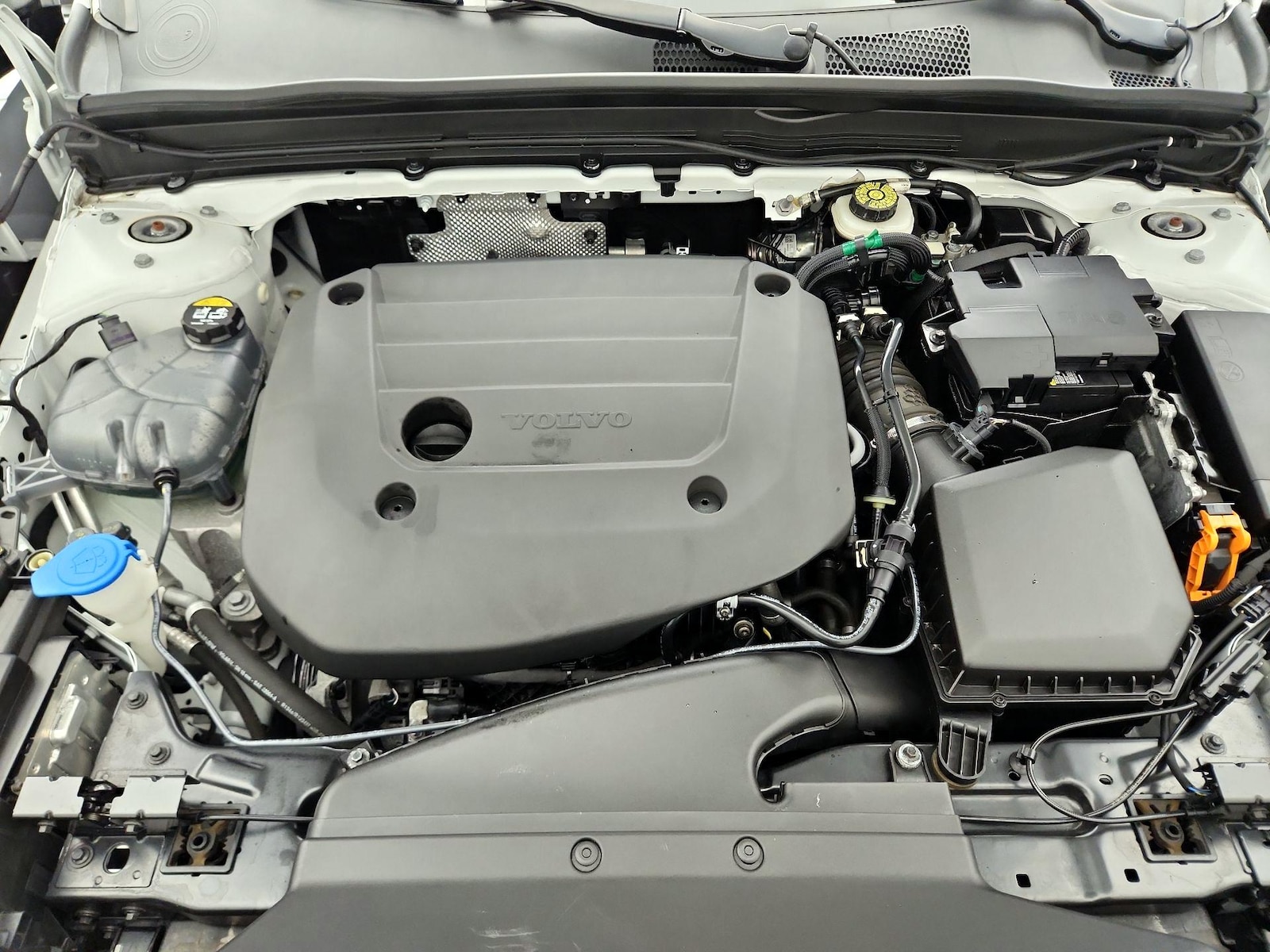 2024 Volvo XC40 Plus - Photo 24