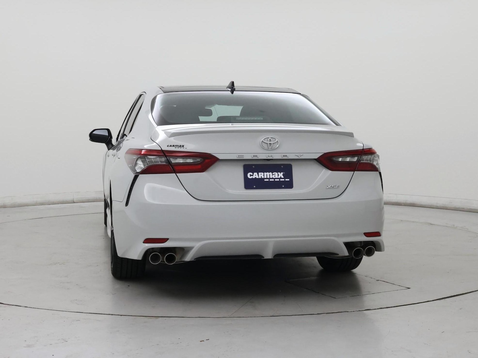 2022 Toyota Camry XSE - Photo 7