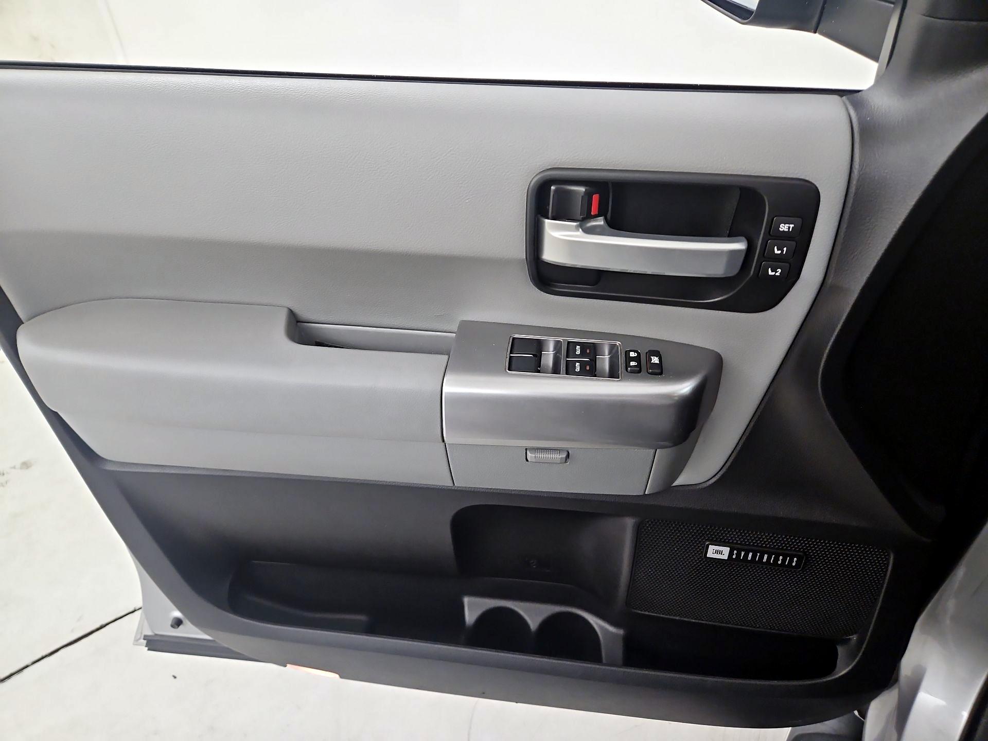 Thumbnail: 2019 Toyota Sequoia - 12
