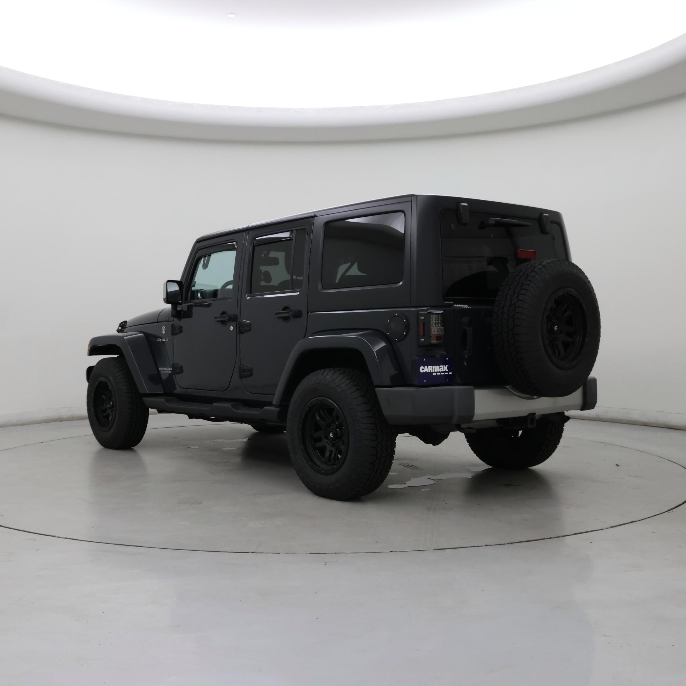 Thumbnail: 2017 Jeep Wrangler - 2