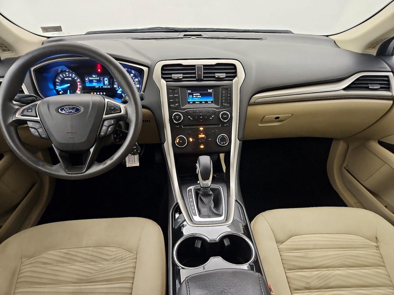 2016 Ford Fusion SE - Photo 10