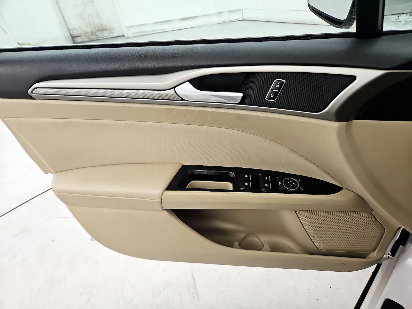 2016 Ford Fusion SE - Photo 13
