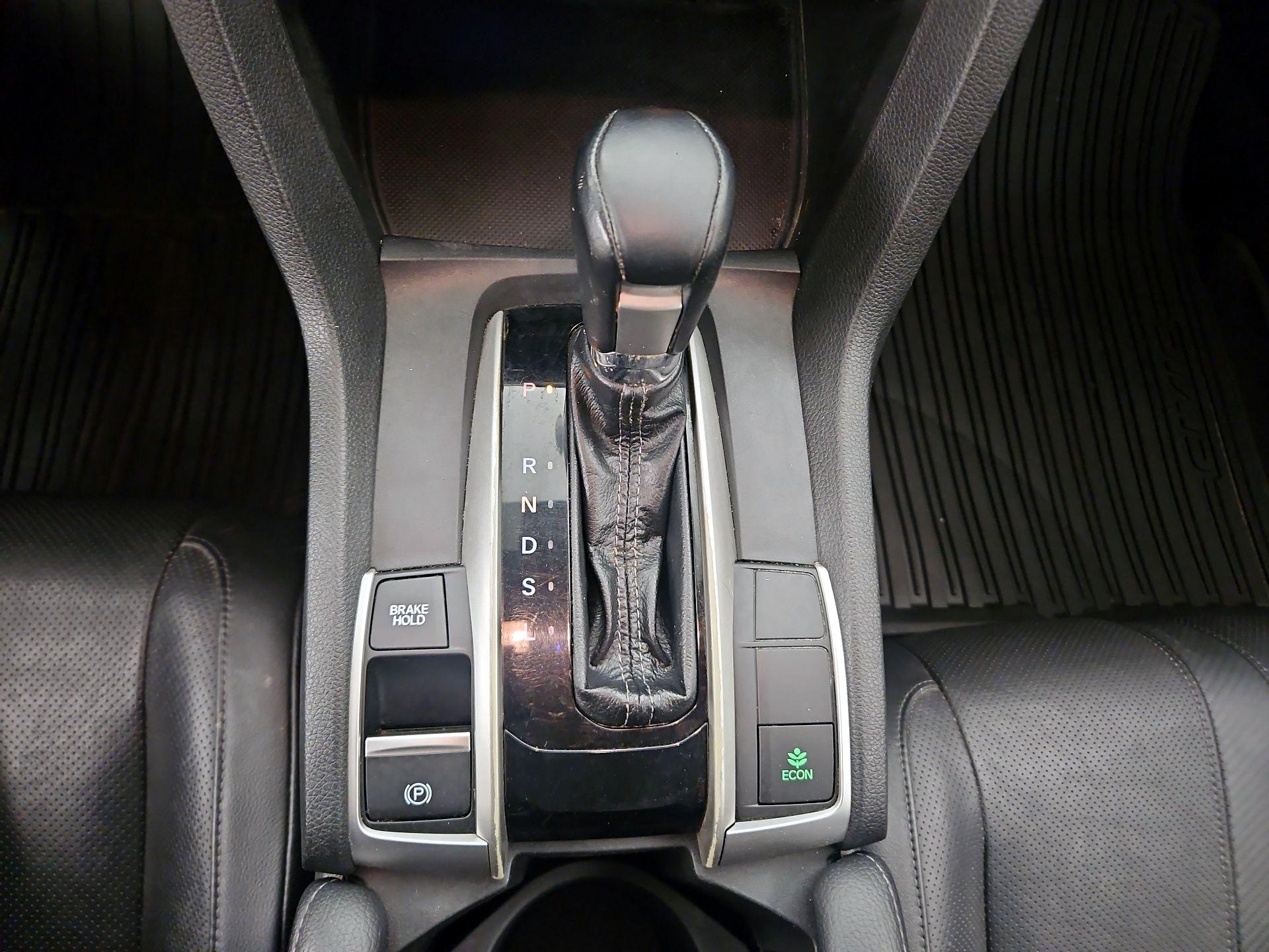 Thumbnail: 2017 Honda Civic - 17