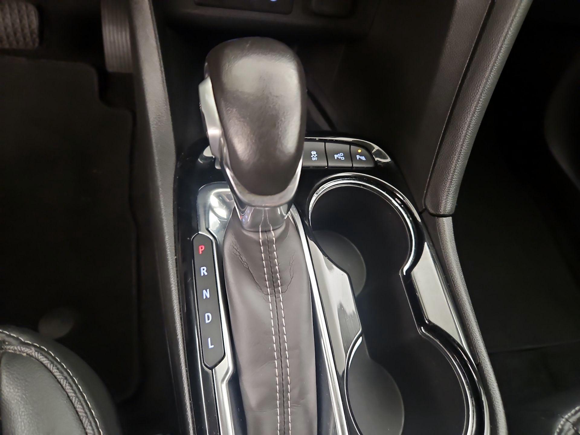 Thumbnail: 2022 Buick Encore GX - 18
