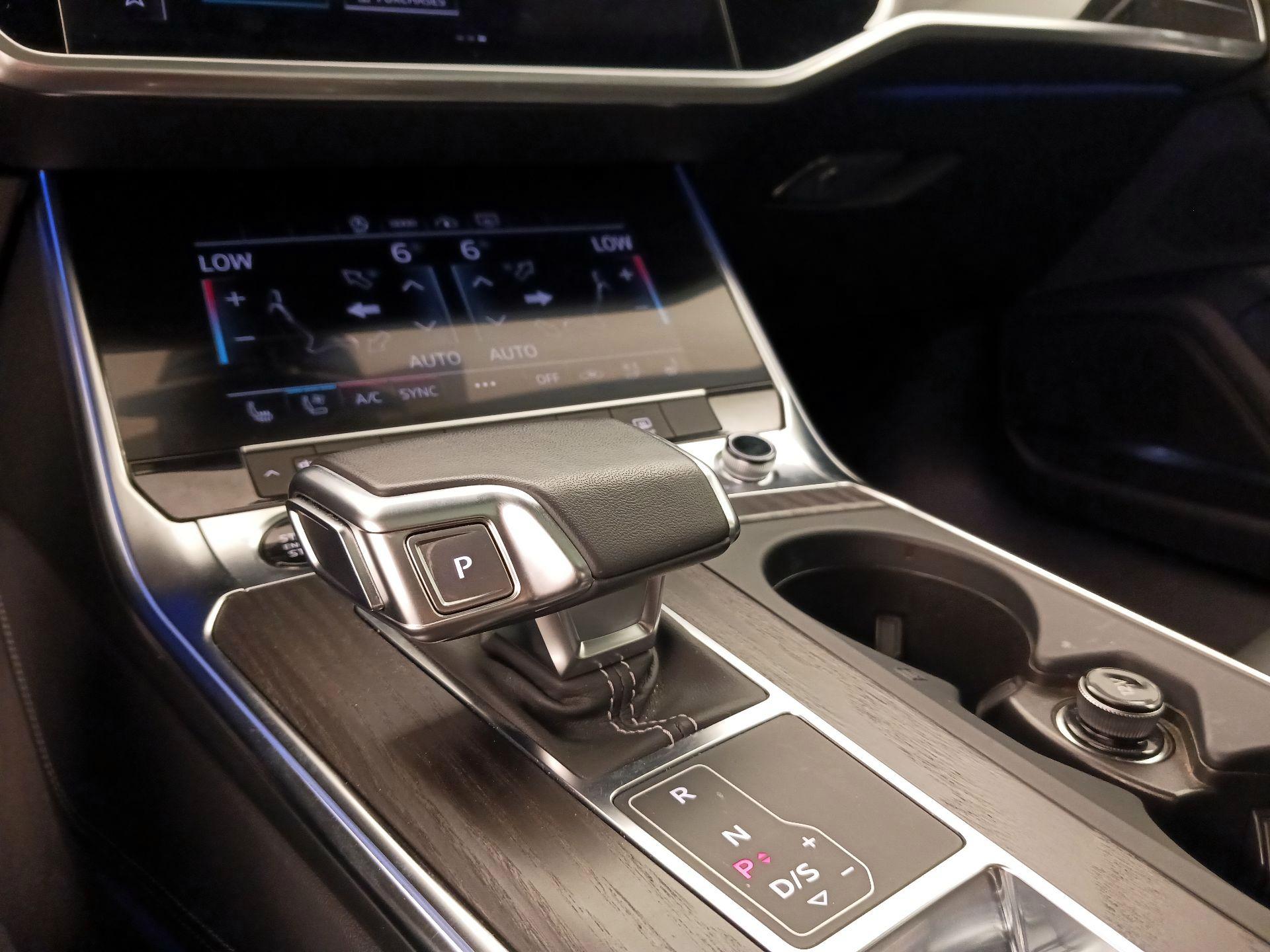 Thumbnail: 2023 Audi A6 - 18
