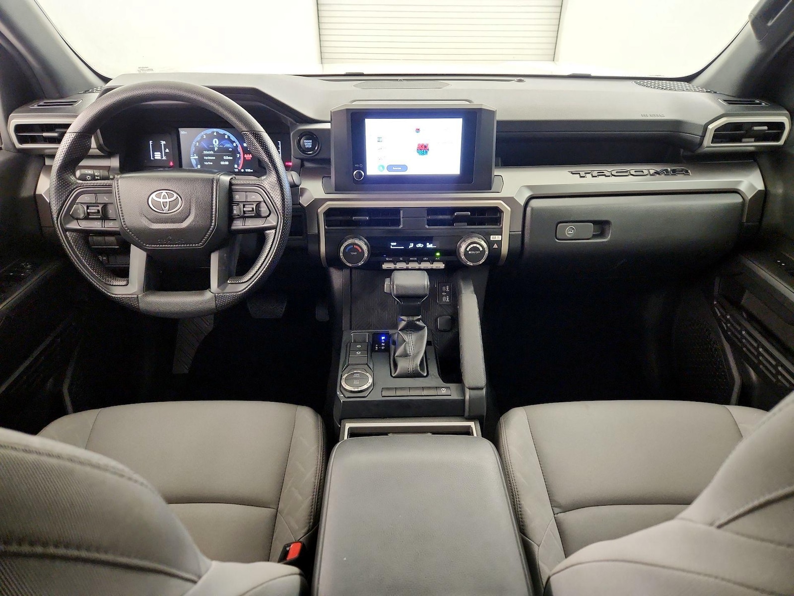2024 Toyota Tacoma SR5 - Photo 10