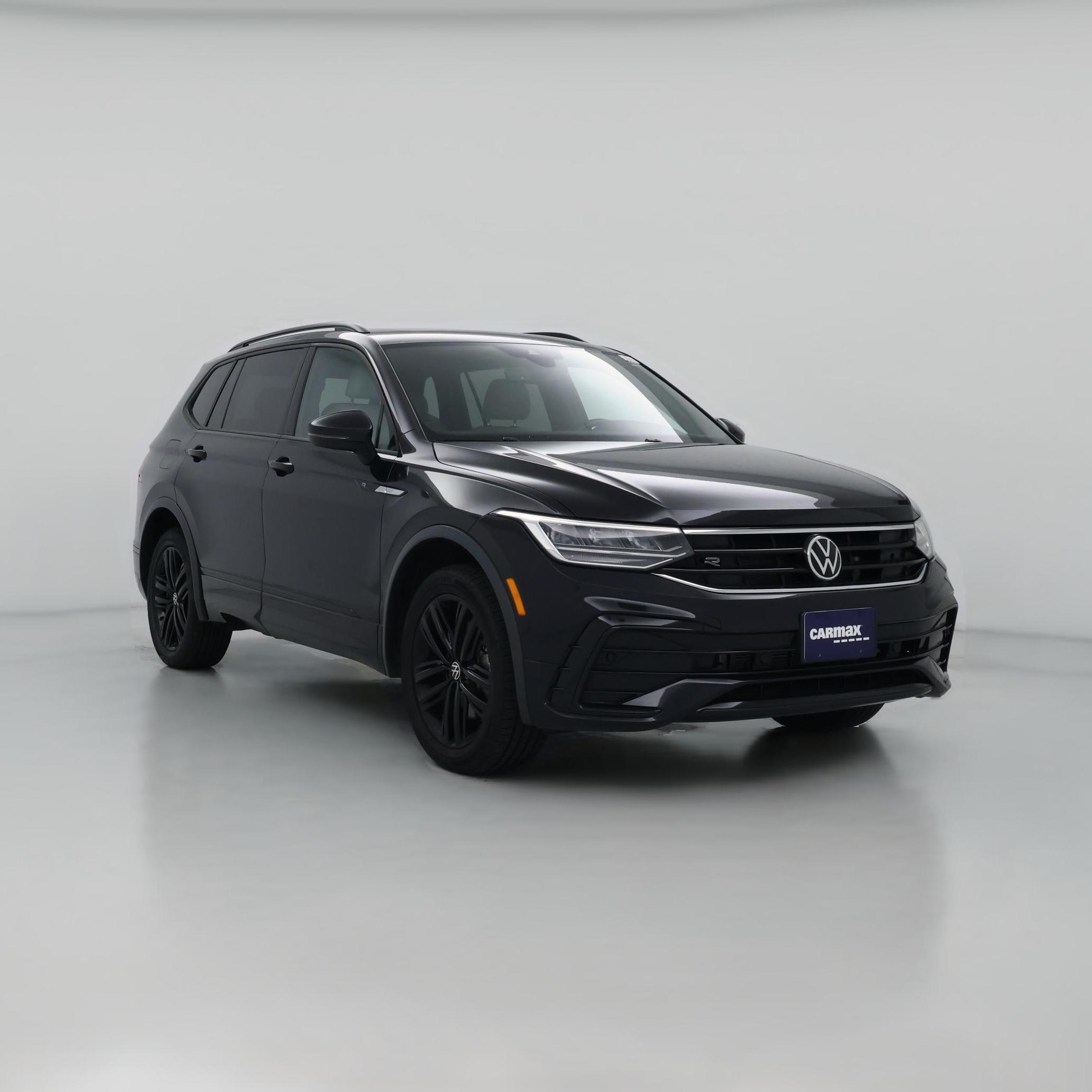 Thumbnail: 2022 Volkswagen Tiguan - 1