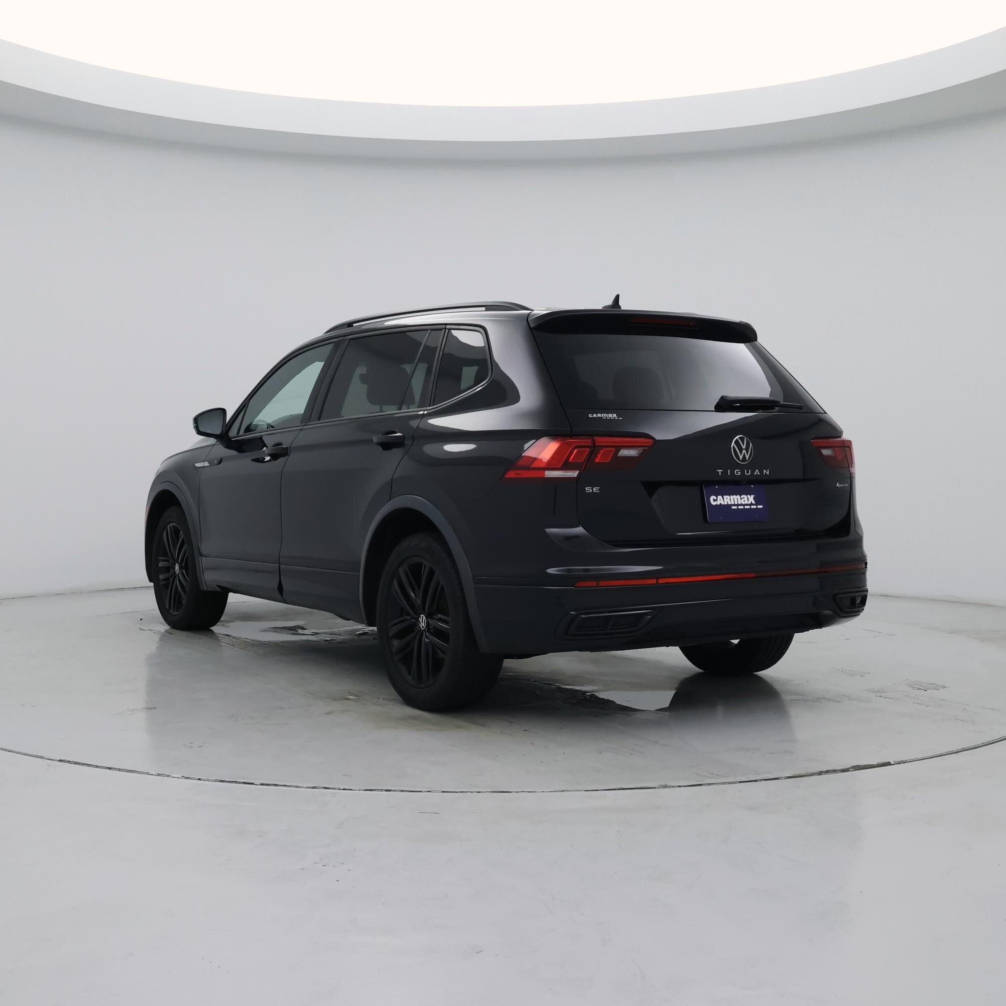 Thumbnail: 2022 Volkswagen Tiguan - 2