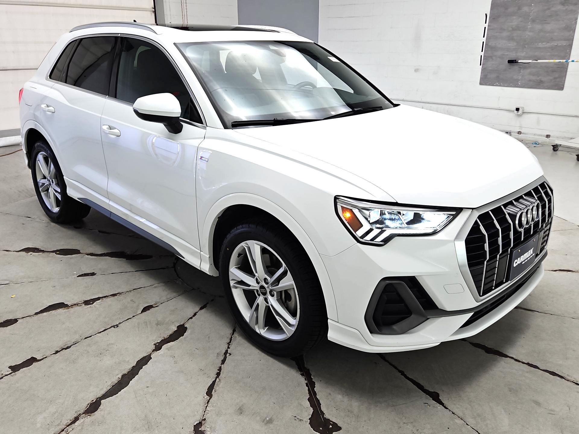 Thumbnail: 2023 Audi Q3 - 1