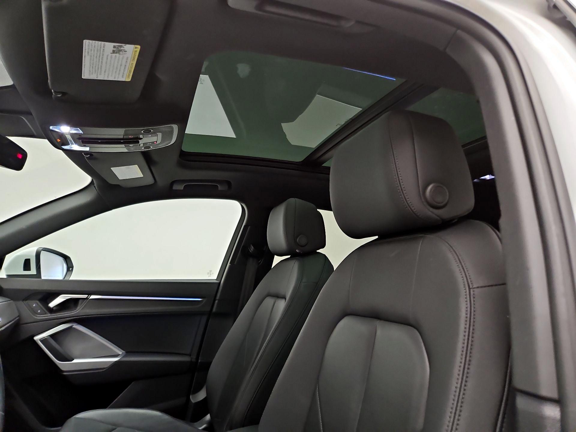 Thumbnail: 2023 Audi Q3 - 18