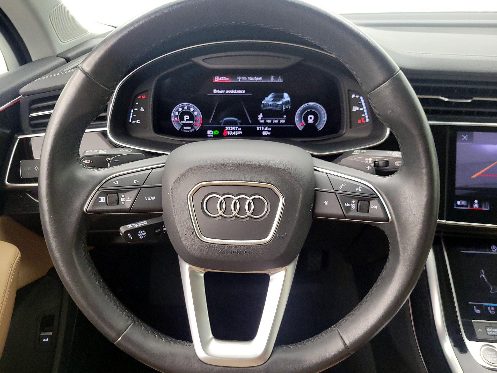 Thumbnail: 2023 Audi Q7 - 10