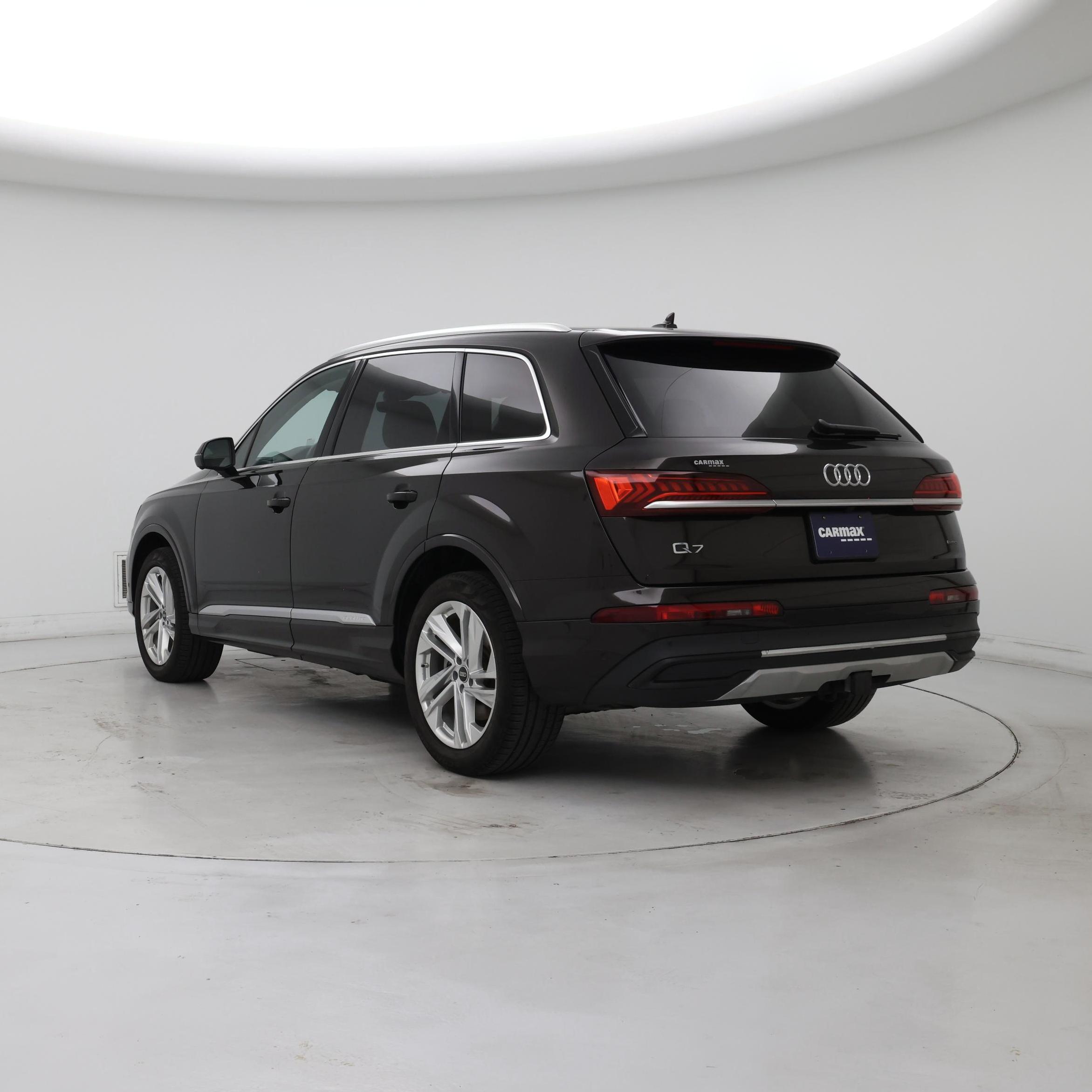 Thumbnail: 2023 Audi Q7 - 2
