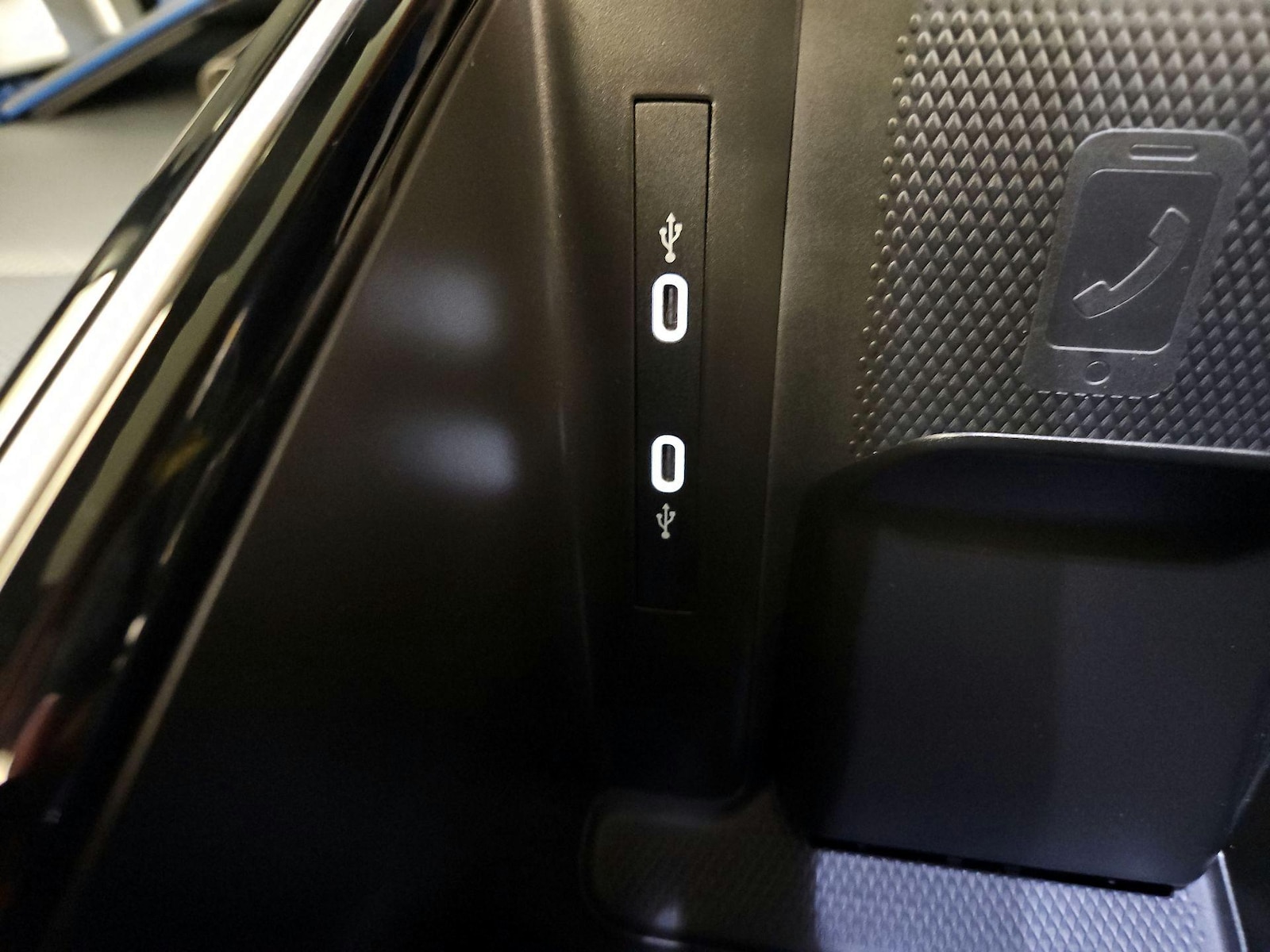 2023 Volkswagen ID.4 PRO S - Photo 18