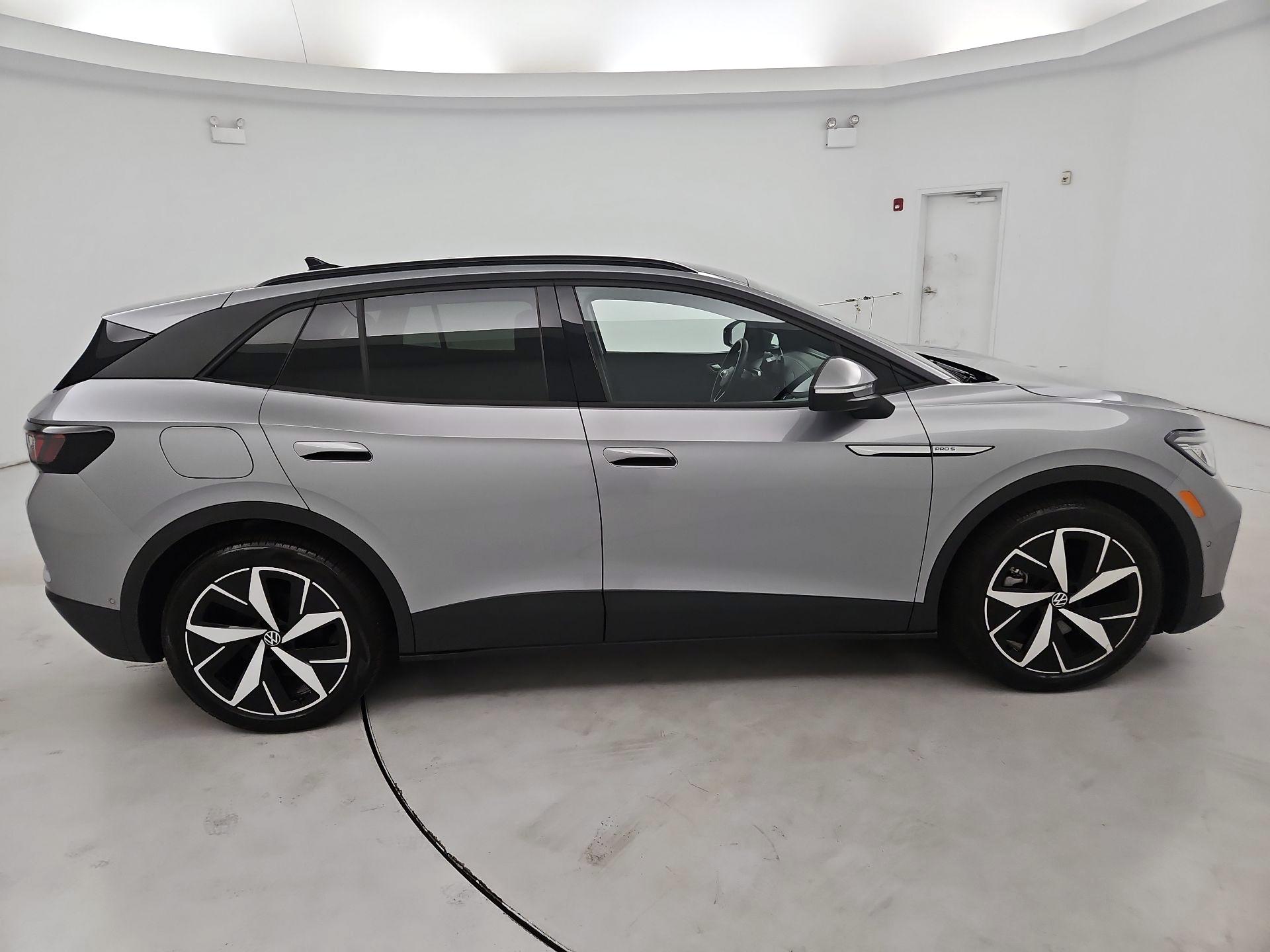 Thumbnail: 2023 Volkswagen ID.4 - 4