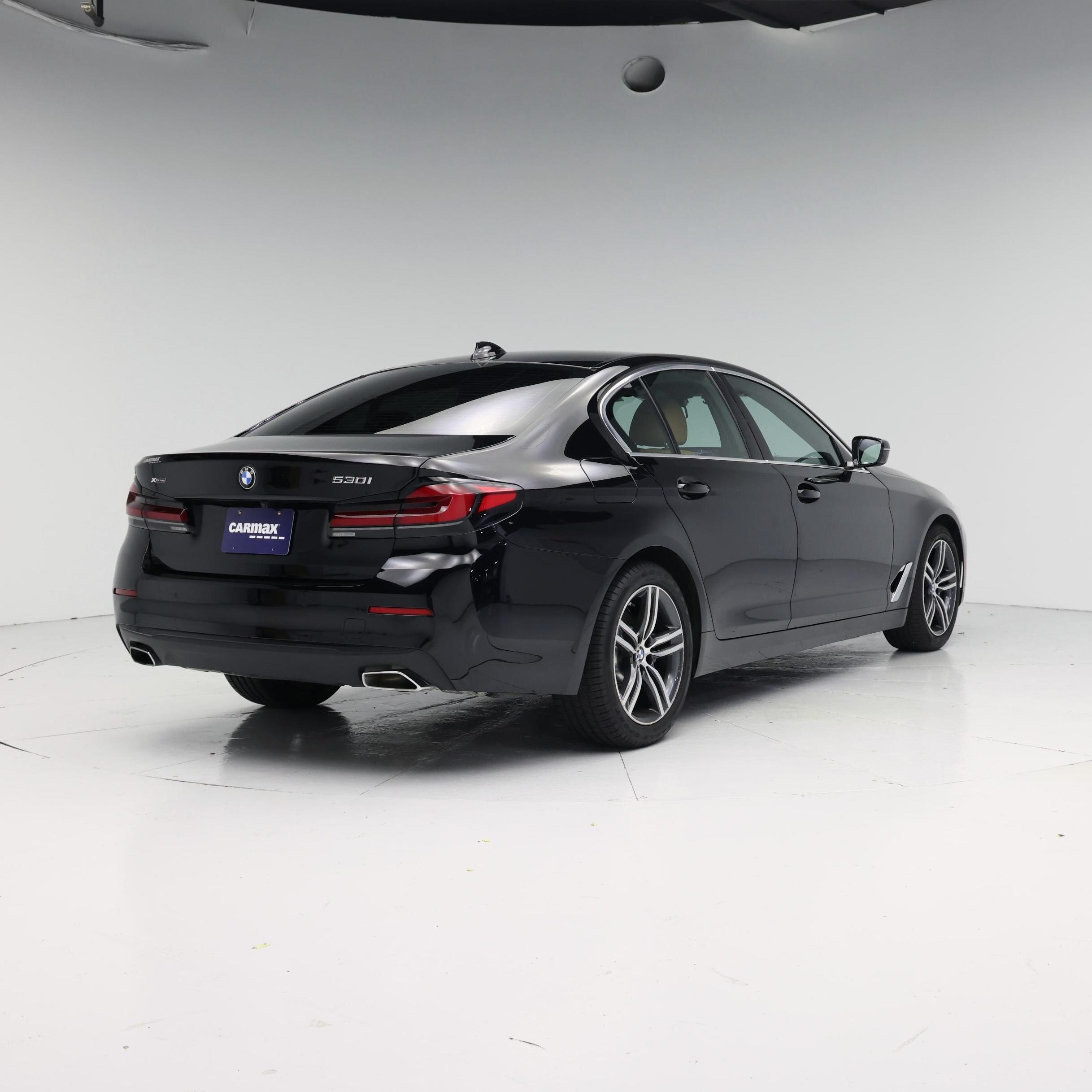 Thumbnail: 2023 BMW 5 Series - 8