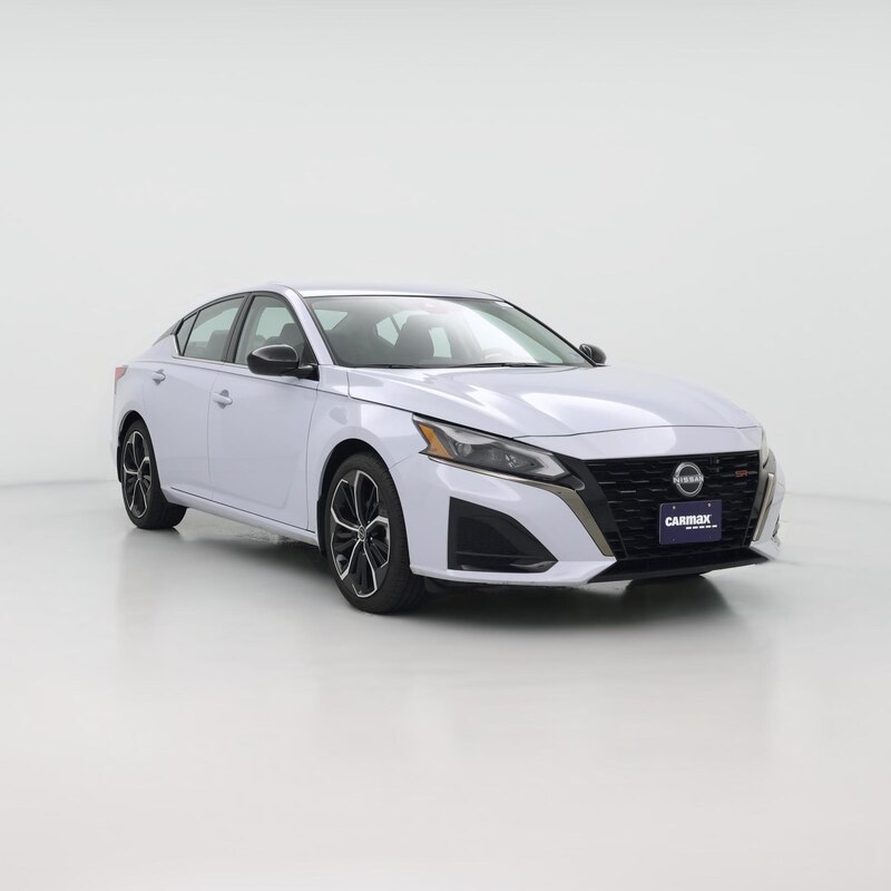 2023 Nissan Altima SR