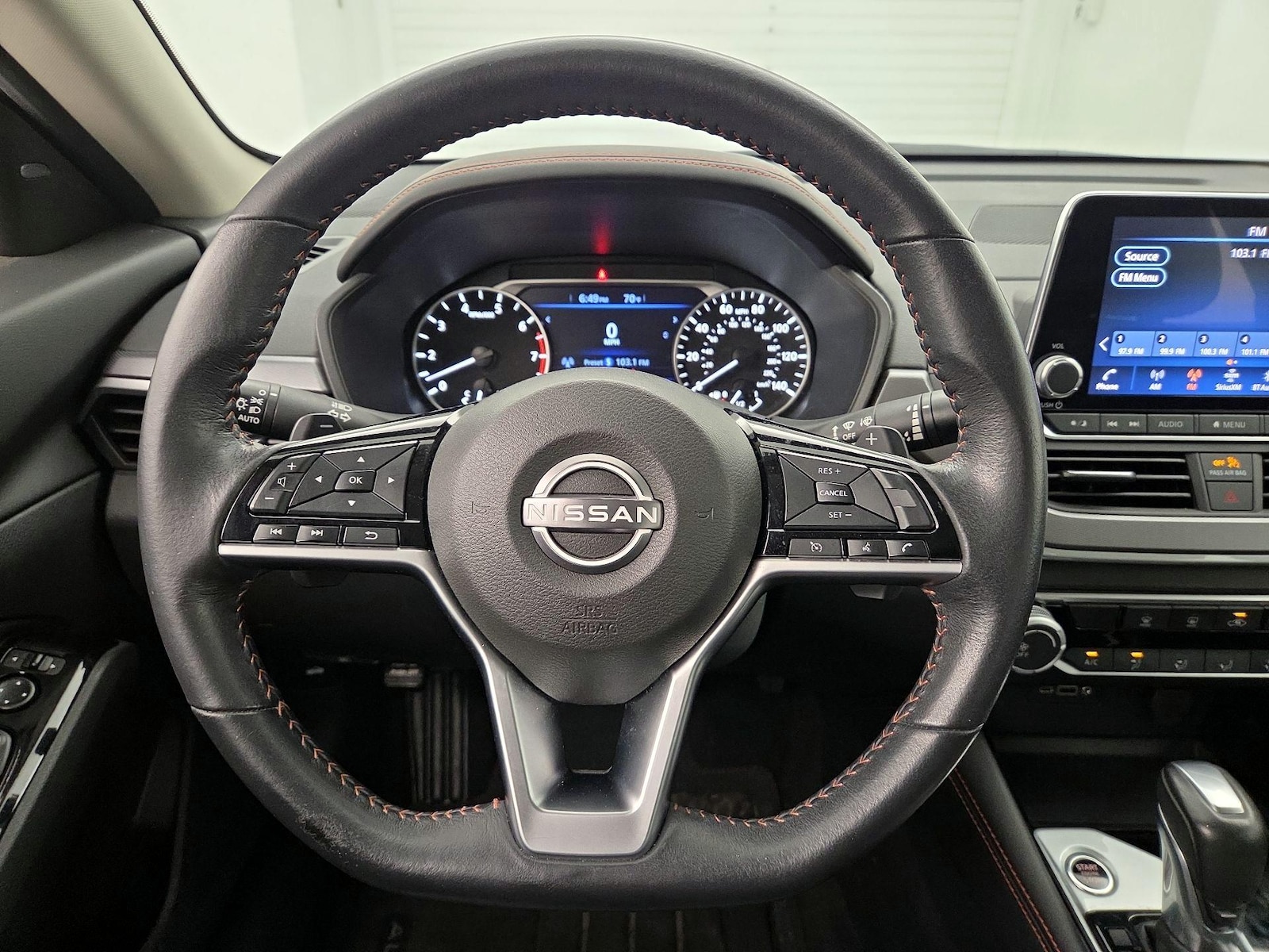 2023 Nissan Altima SR - Photo 11