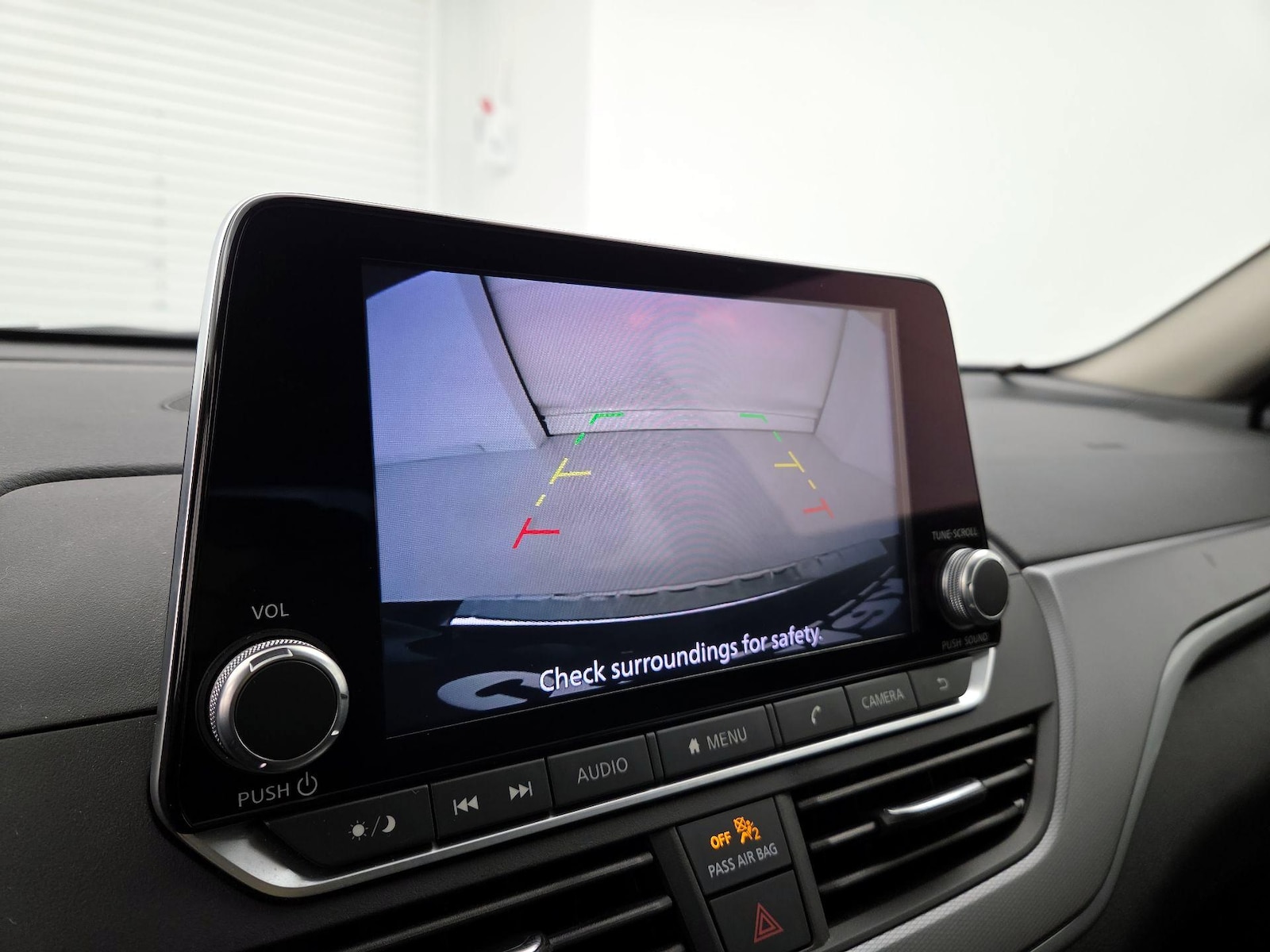 2023 Nissan Altima SR - Photo 15