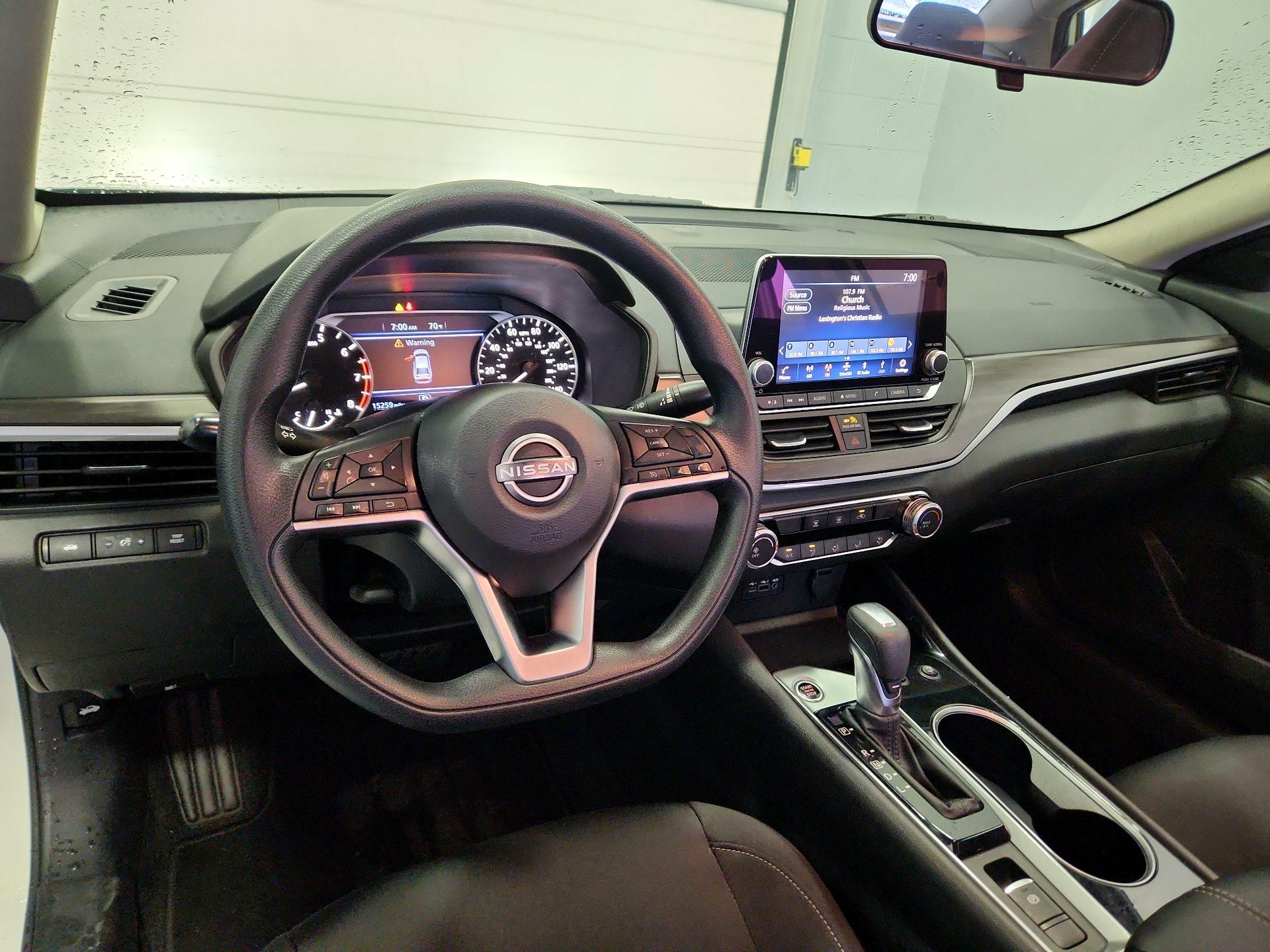 Thumbnail: 2024 Nissan Altima - 9
