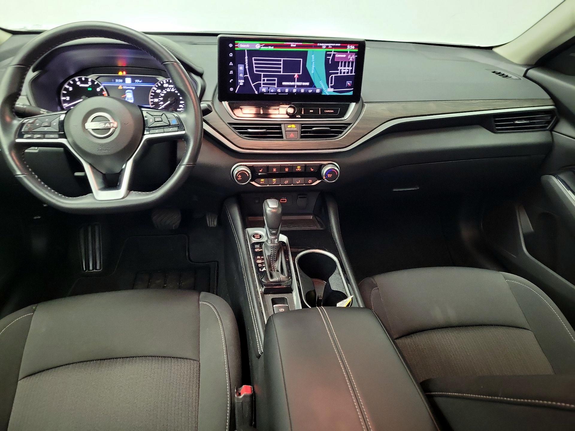 Thumbnail: 2023 Nissan Altima - 9