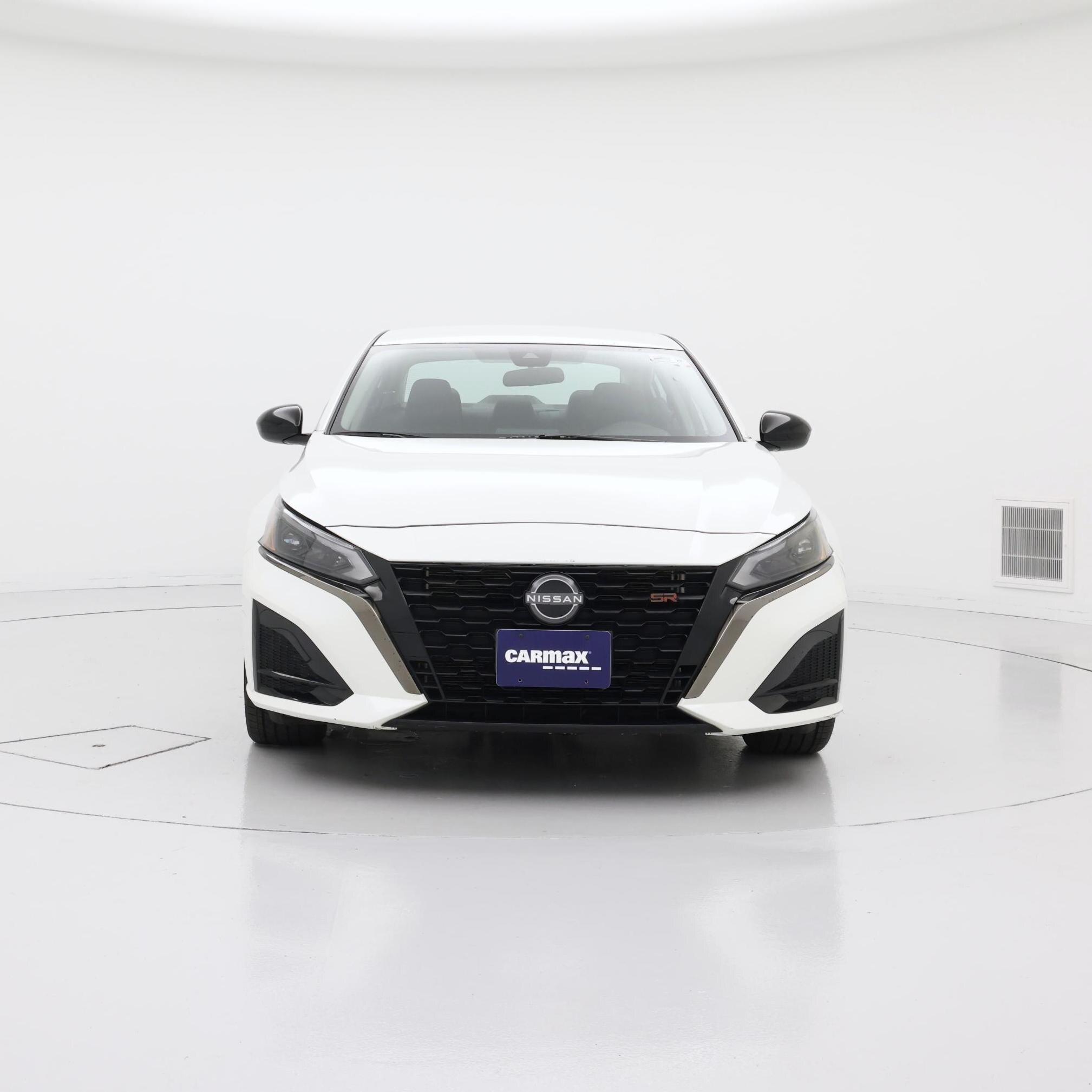 Thumbnail: 2023 Nissan Altima - 5