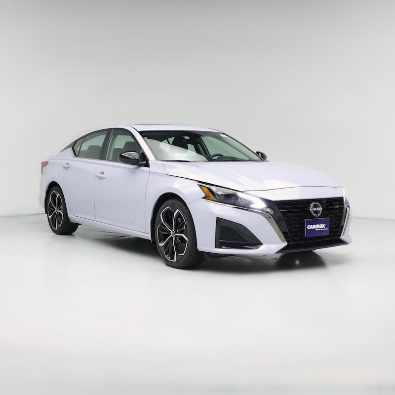 2023 Nissan Altima SR