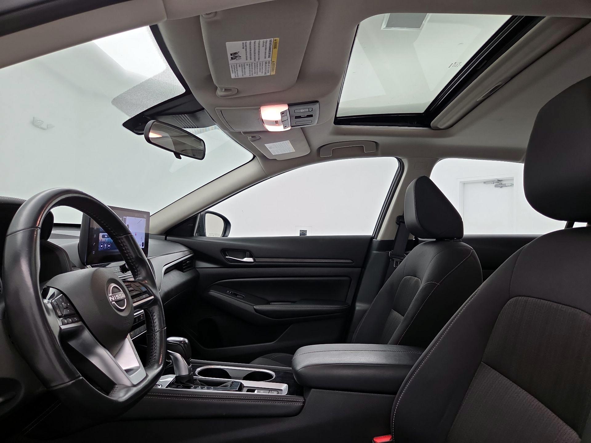 Thumbnail: 2024 Nissan Altima - 20