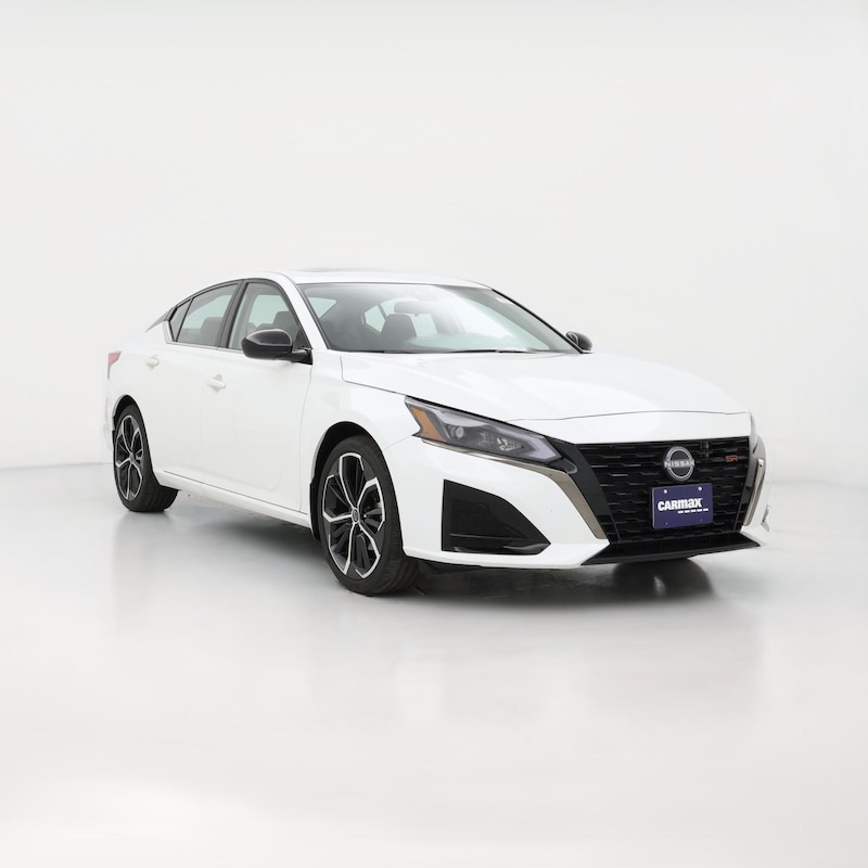 2023 Nissan Altima SR
