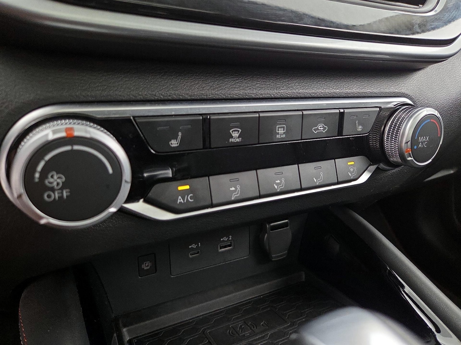 2023 Nissan Altima SR - Photo 18