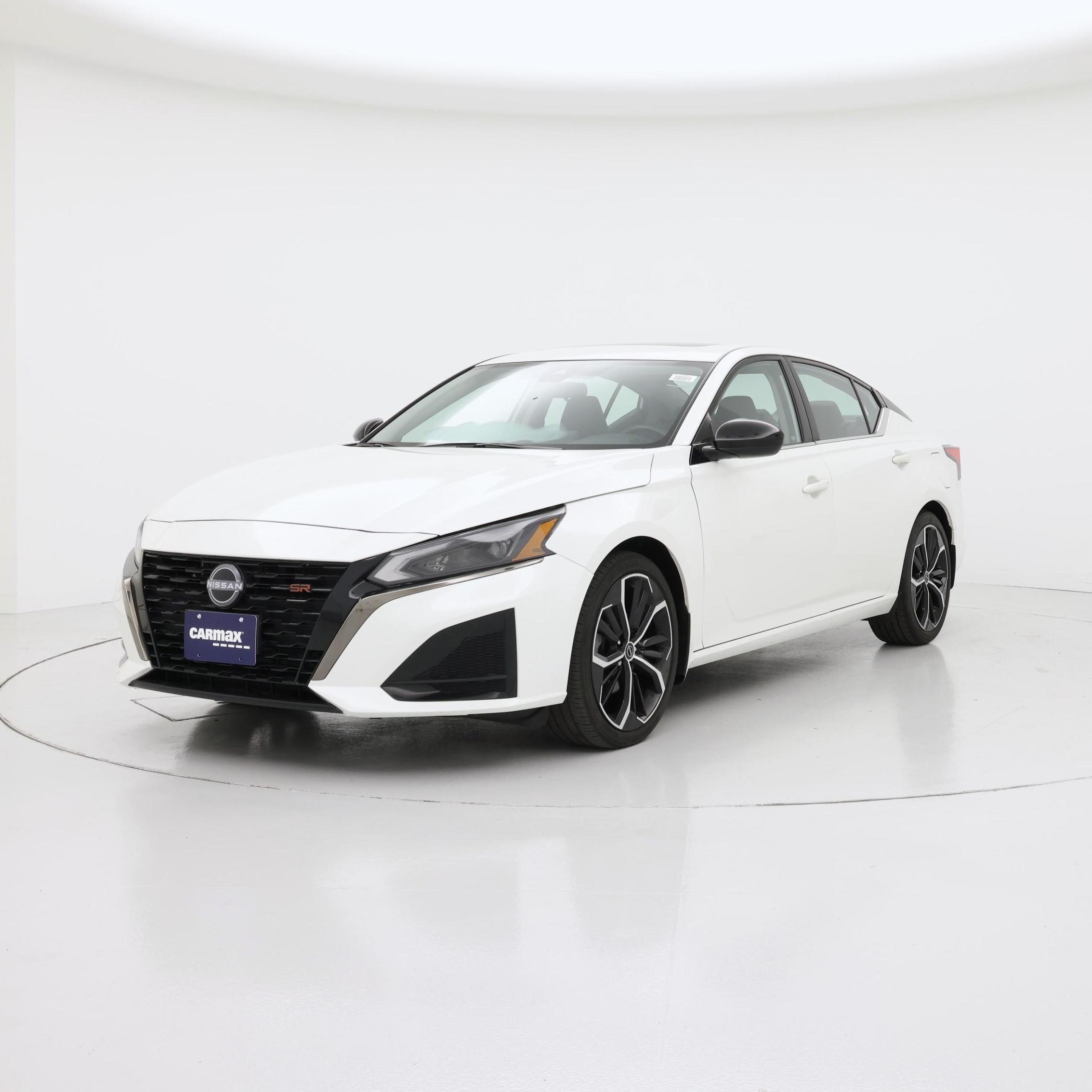 Thumbnail: 2023 Nissan Altima - 4