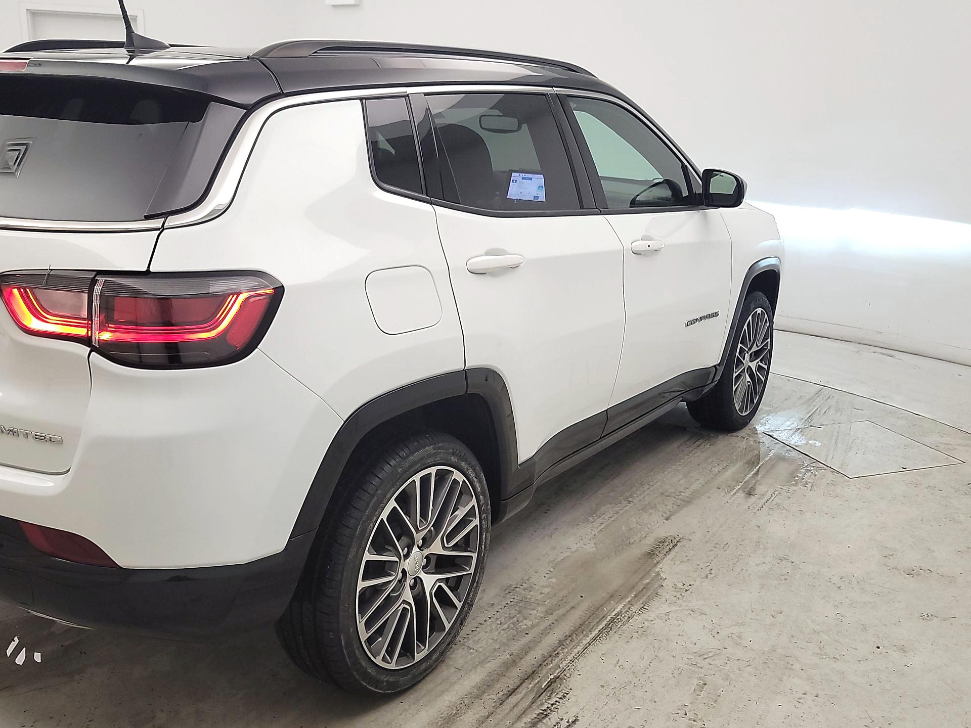 Thumbnail: 2023 Jeep Compass - 5