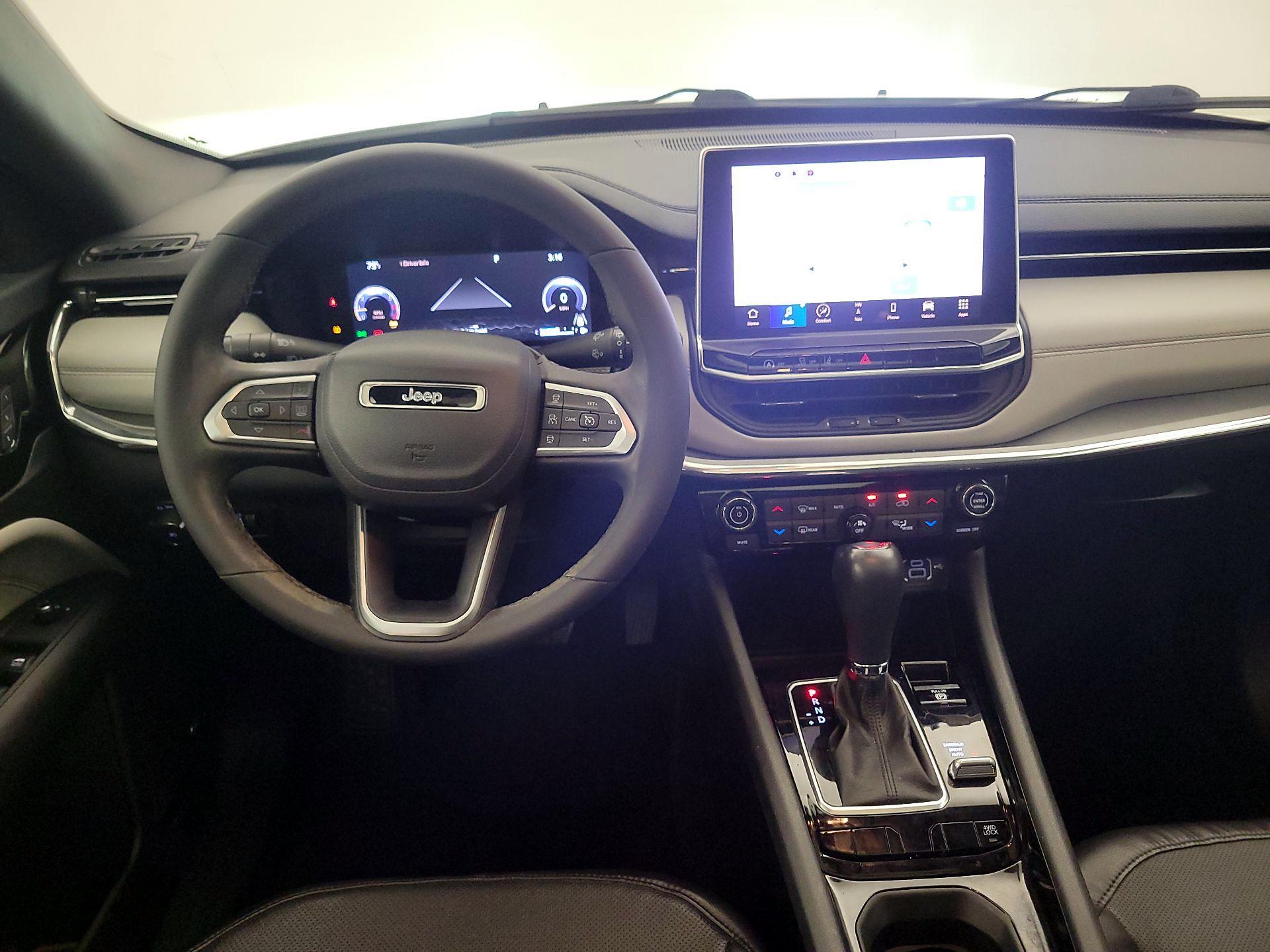 Thumbnail: 2023 Jeep Compass - 8
