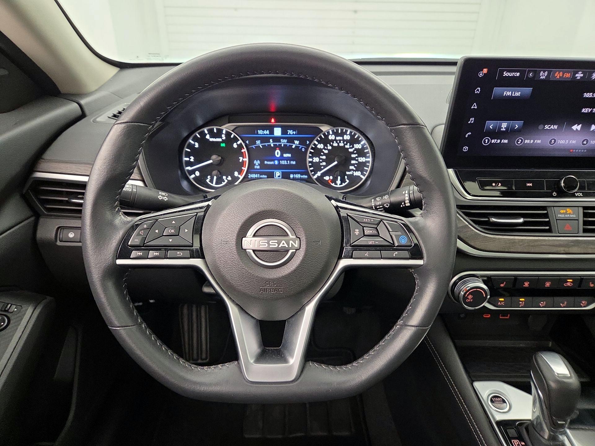 Thumbnail: 2024 Nissan Altima - 10