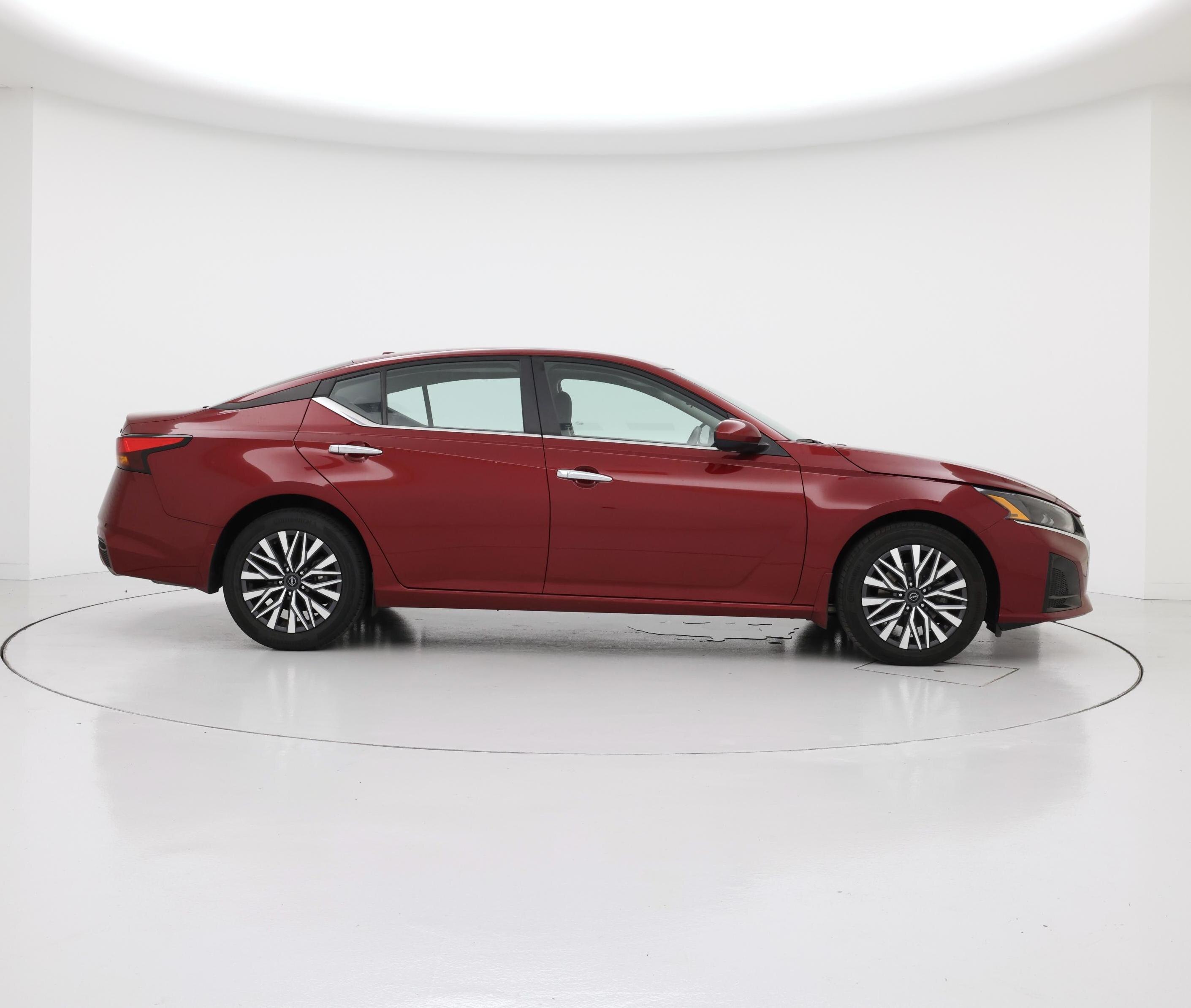 Thumbnail: 2024 Nissan Altima - 7