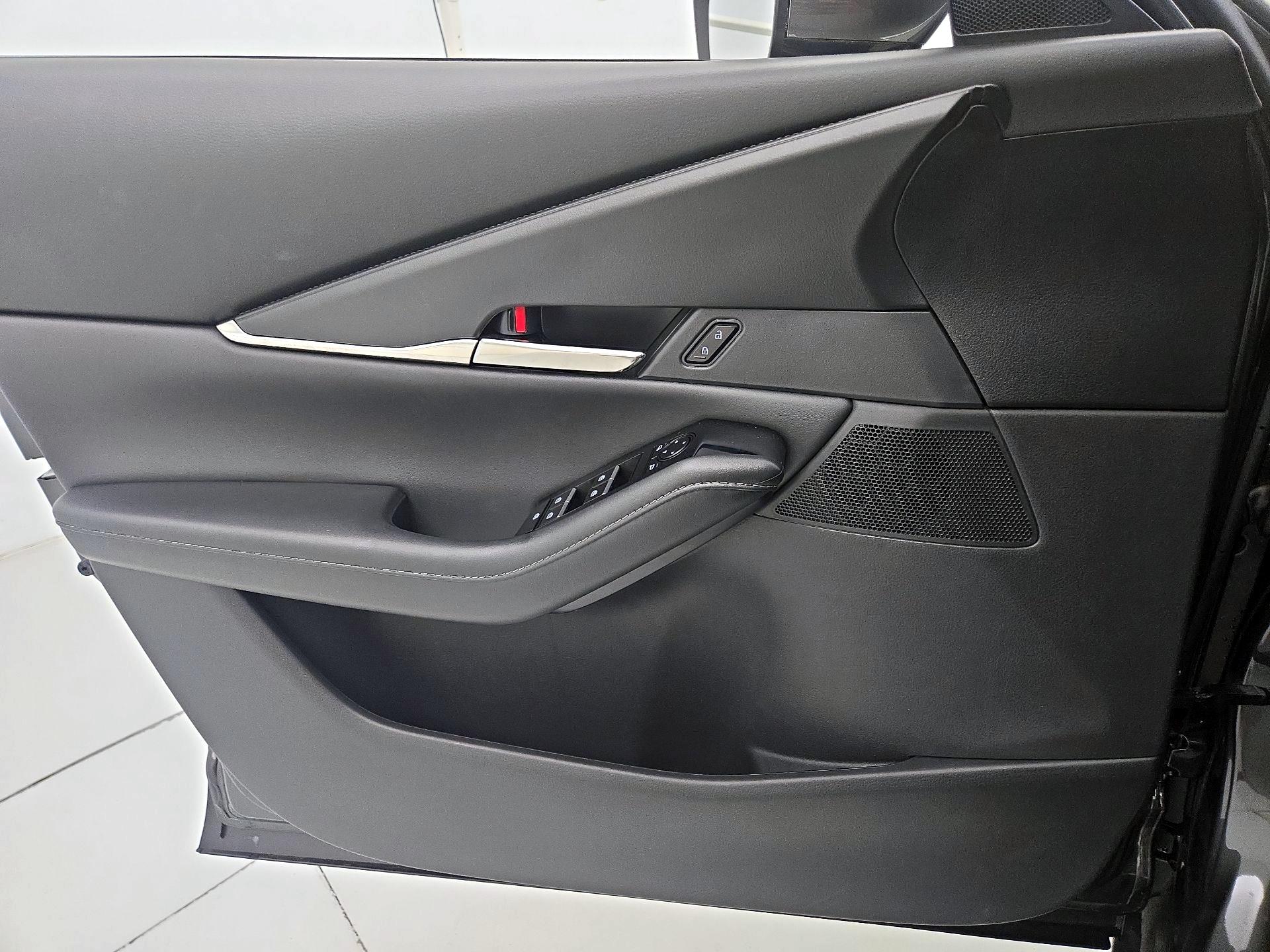 Thumbnail: 2023 Mazda CX-30 - 12