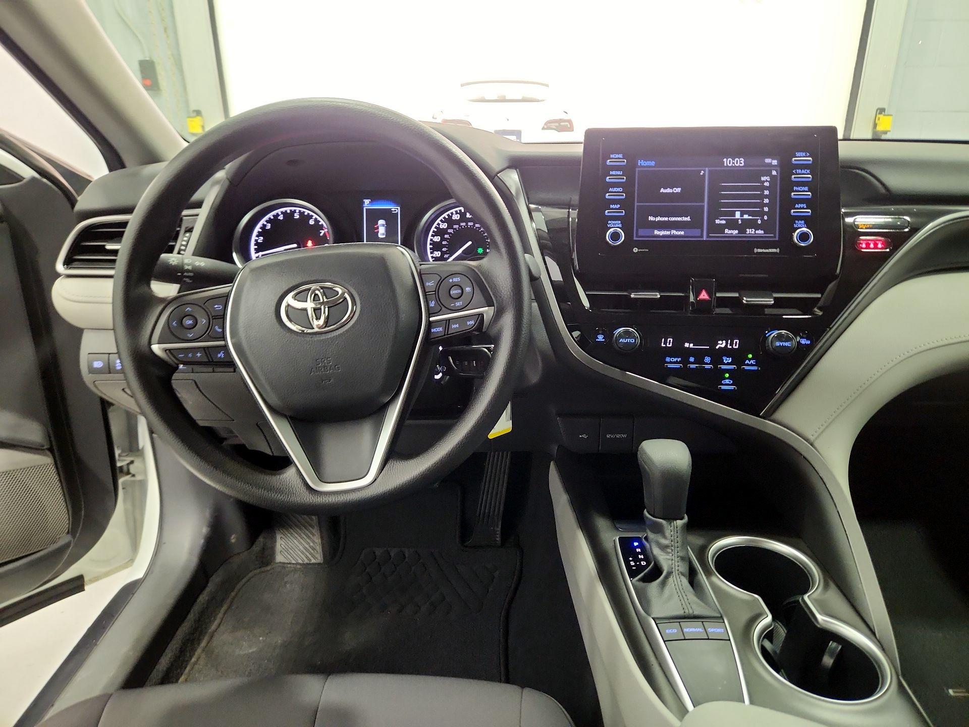 Thumbnail: 2023 Toyota Camry - 9